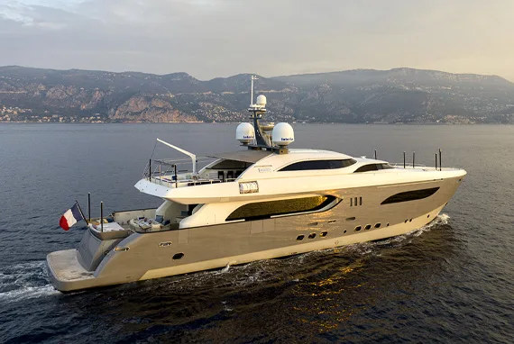 The WOY office - Port de Nice