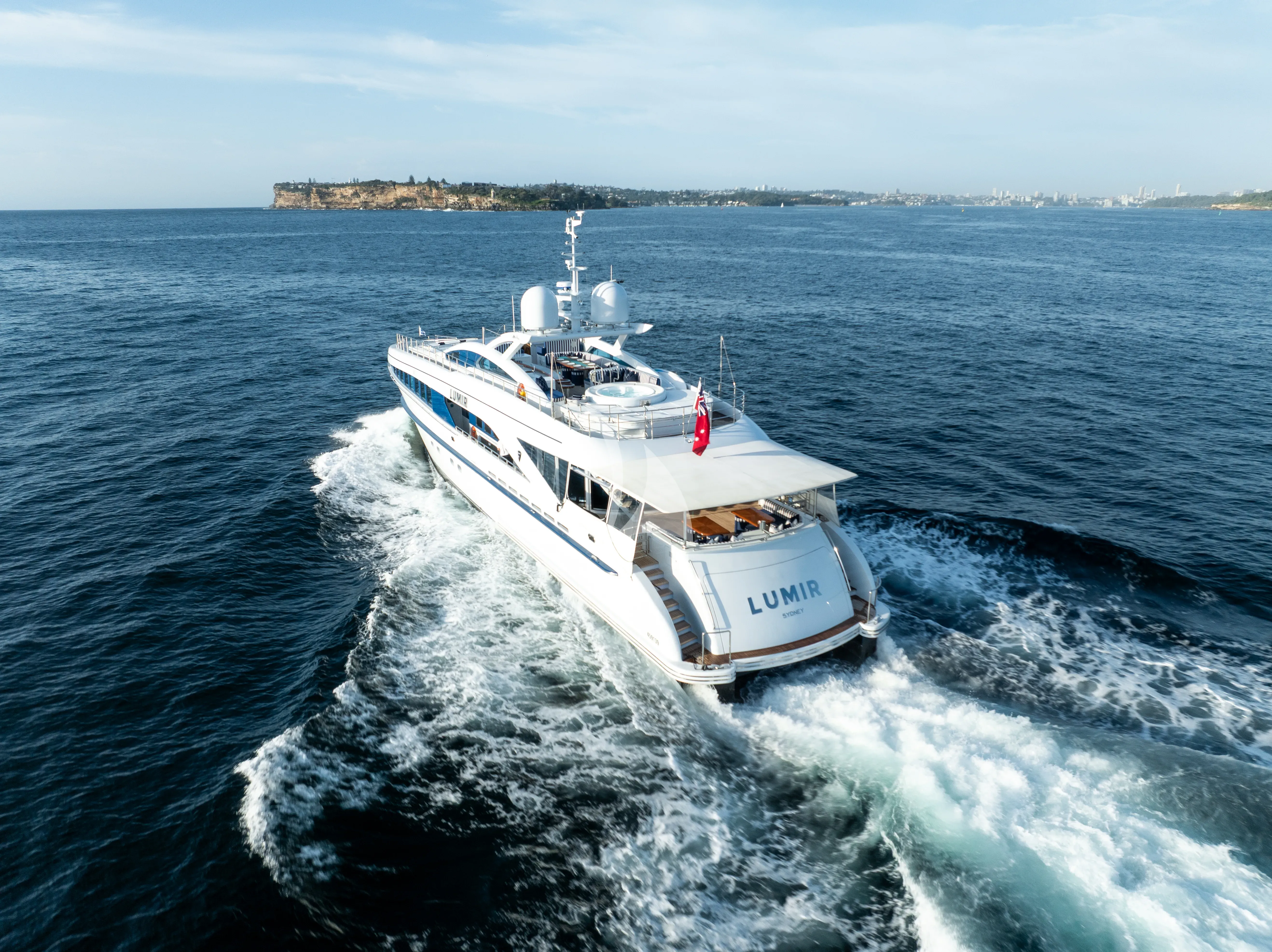 LUMIR yacht photo