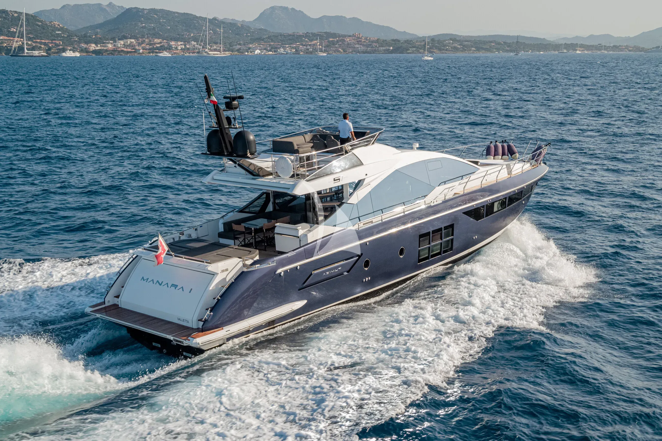 MANARA PRIMA luxury yacht