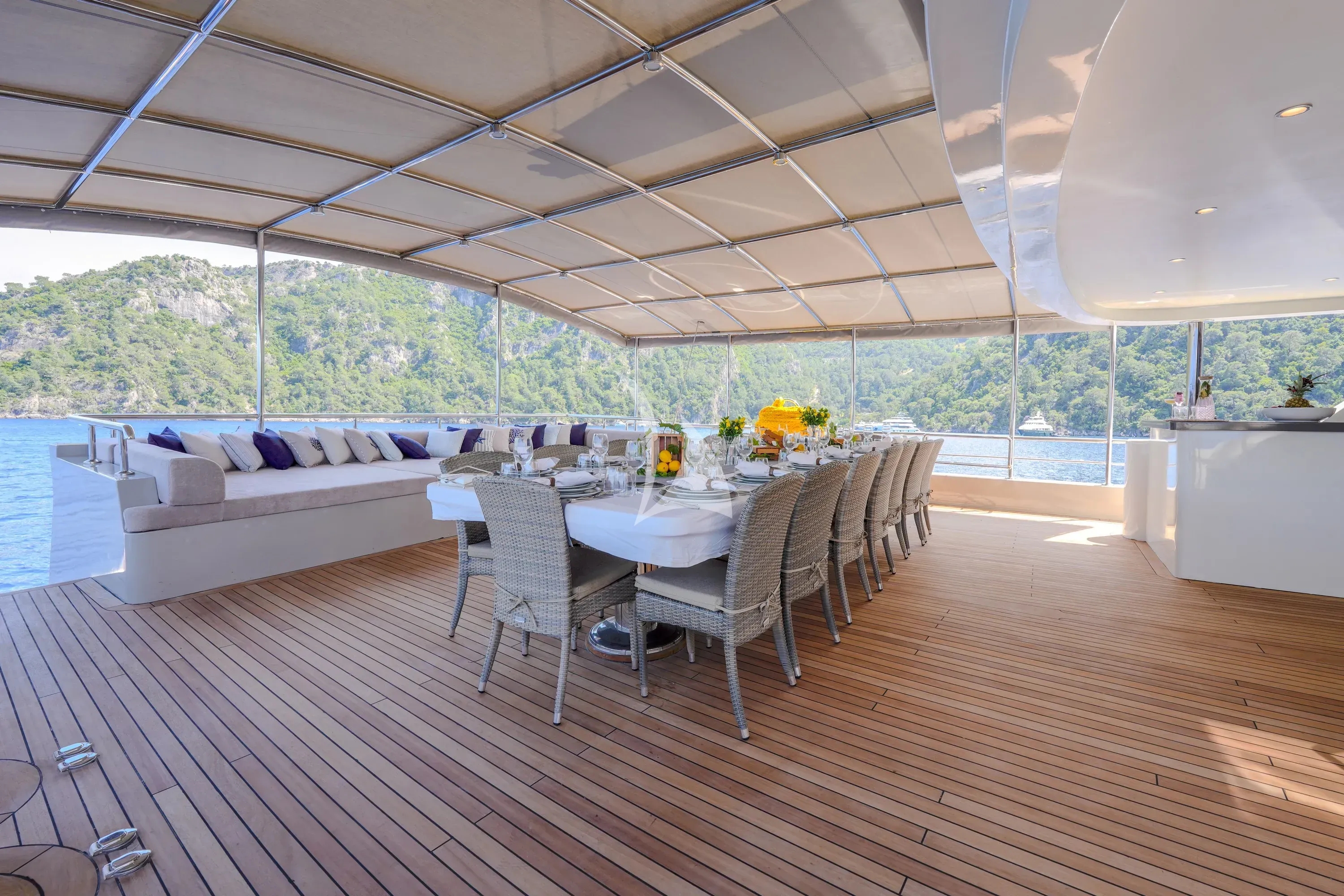King of the Sea yacht photo