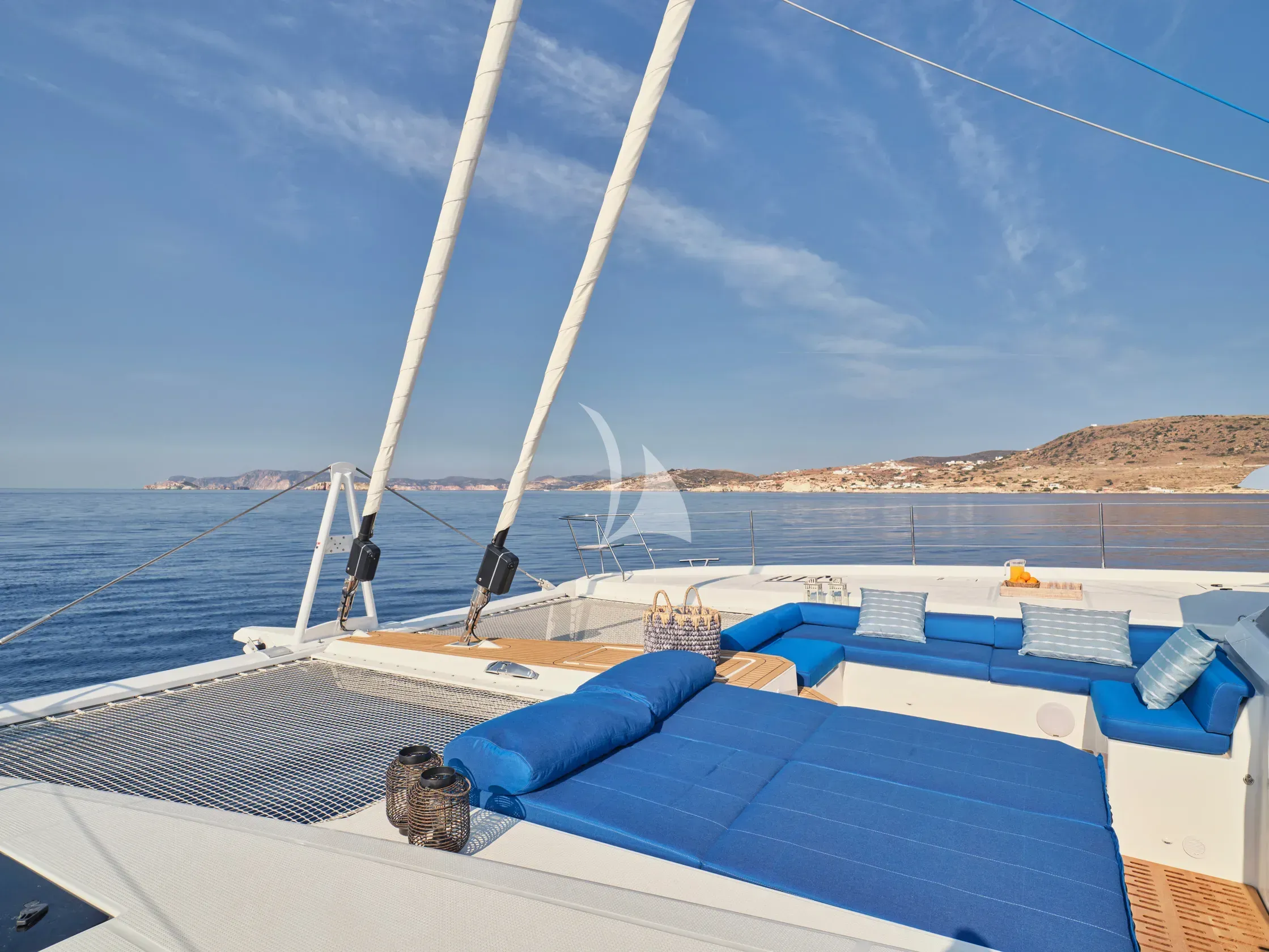 APHAEA yacht photo