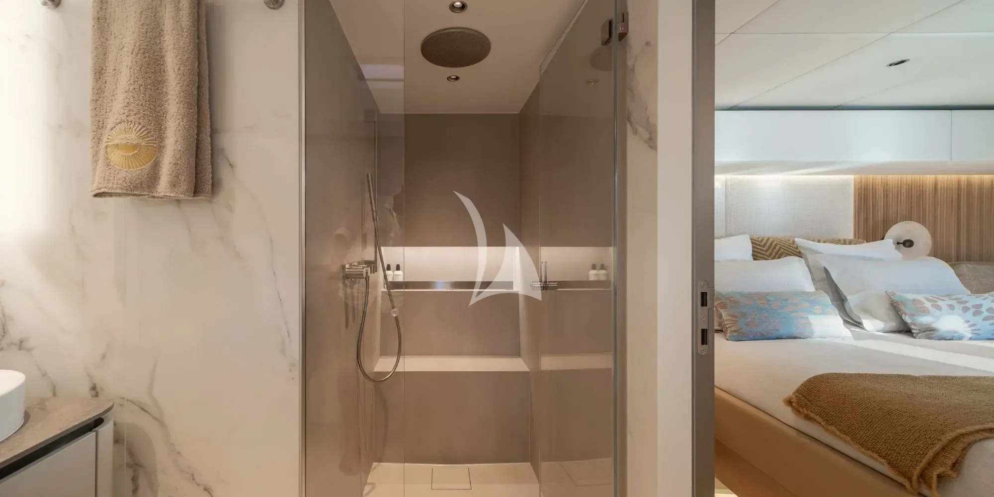 APOLLO 99 - photo 11