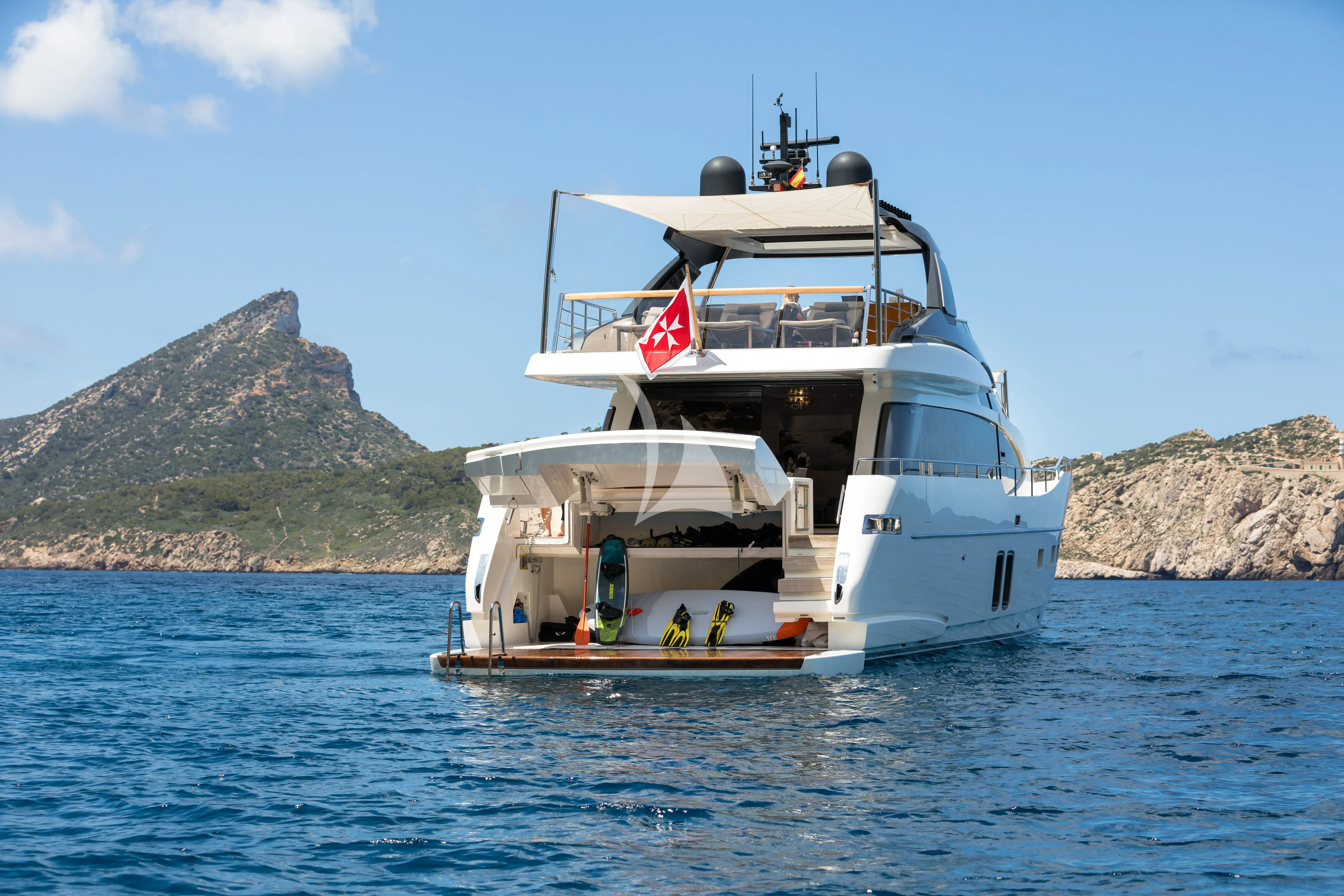 MOONSHOT yacht photo