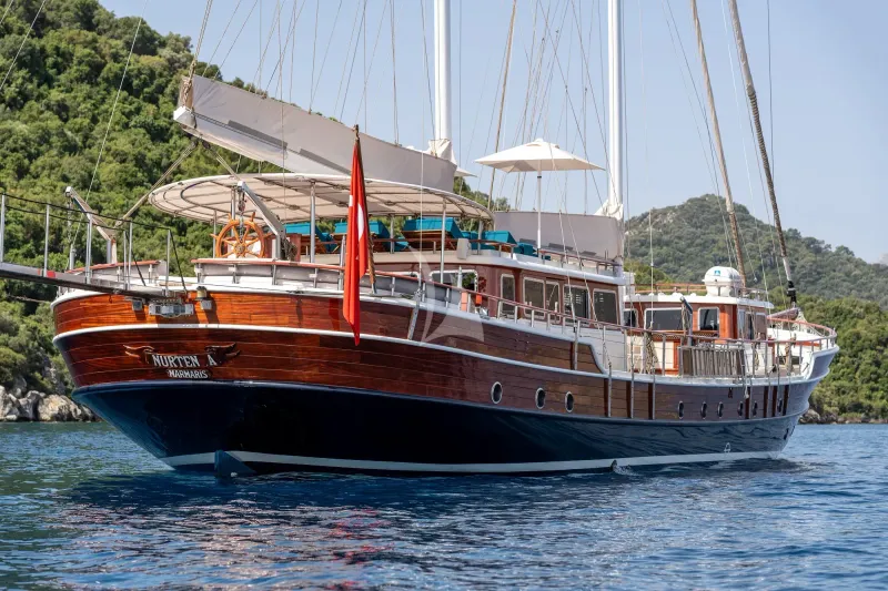 NURTEN A yacht photo