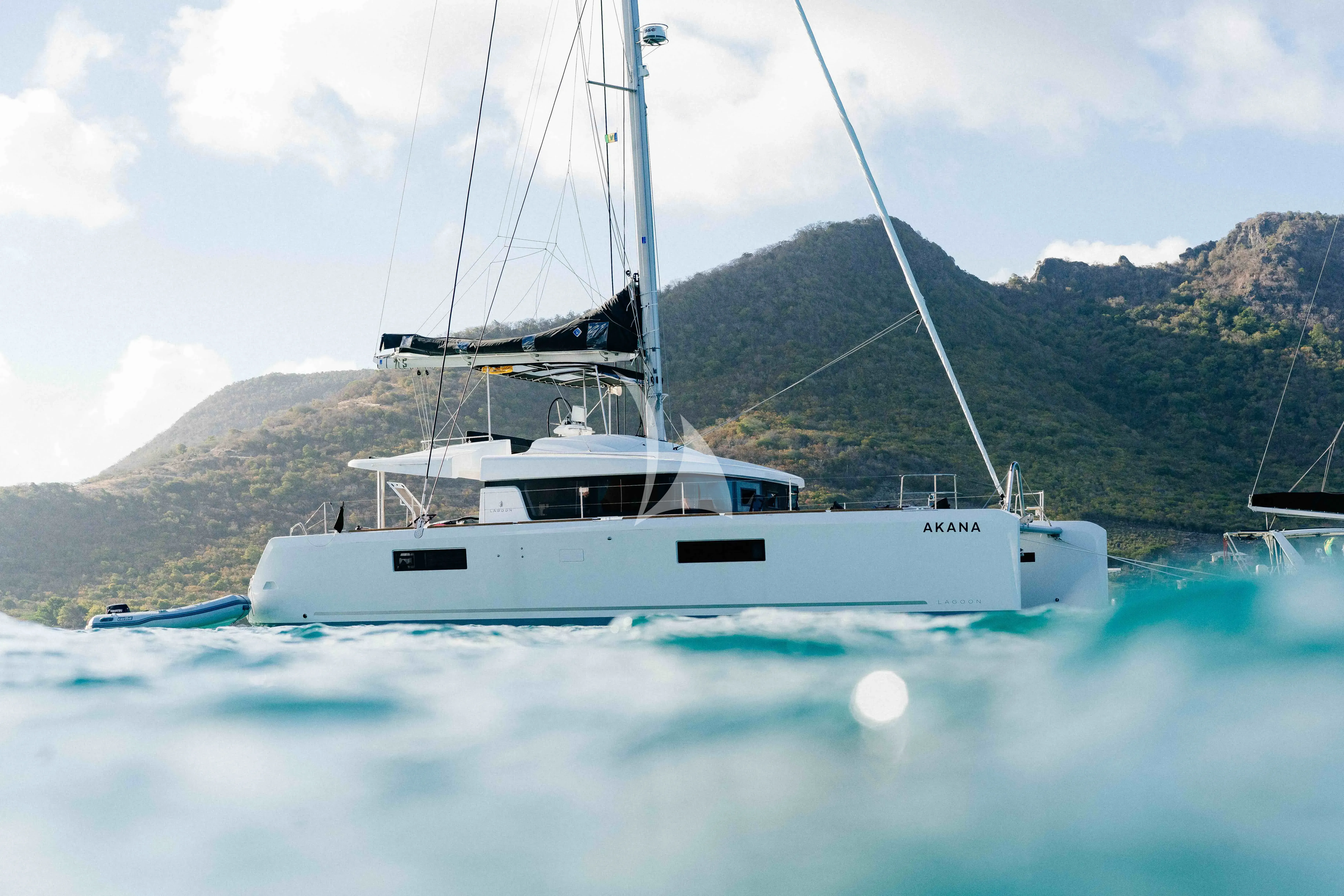 AKANA luxury yacht