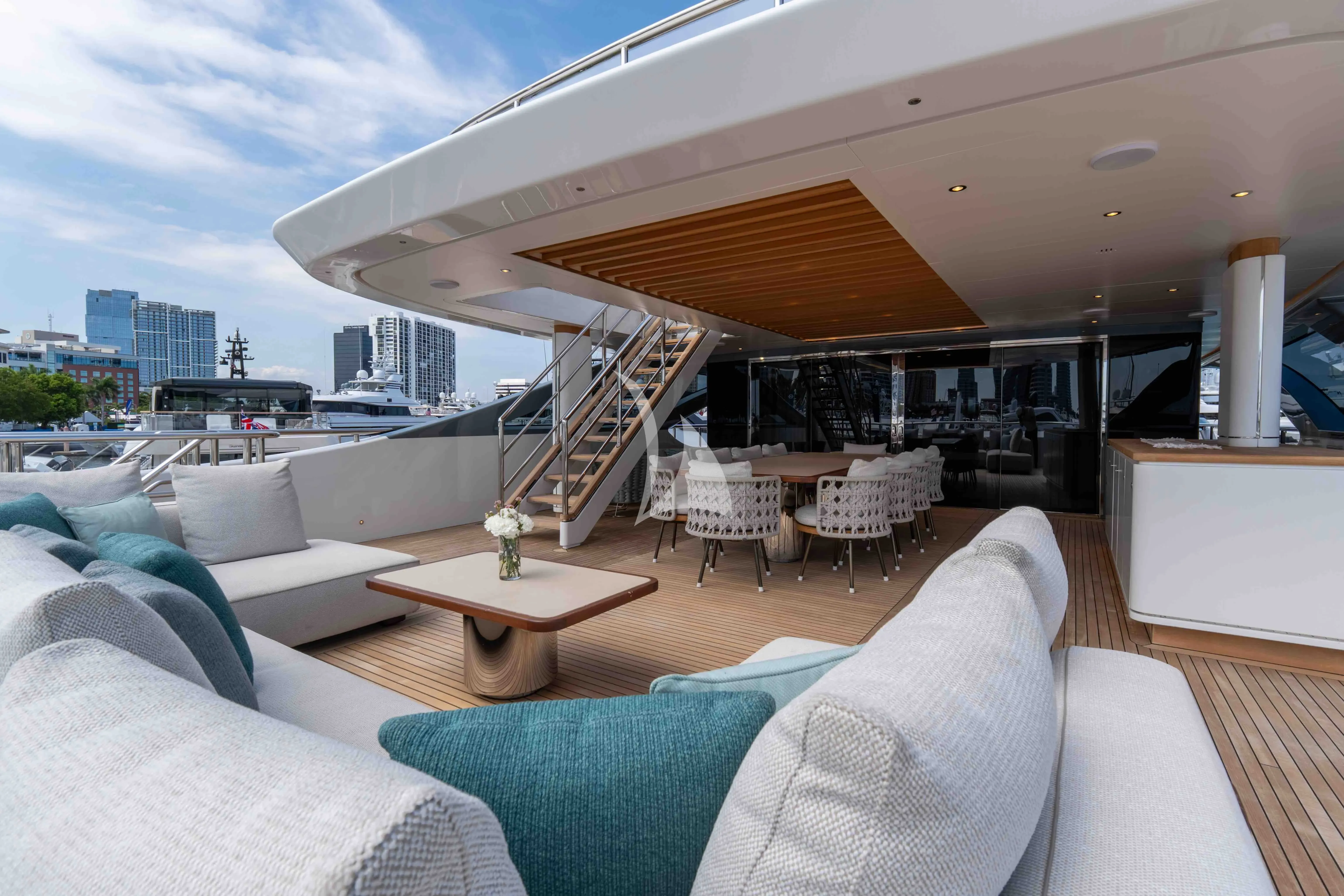 MINE GAMES yacht photo