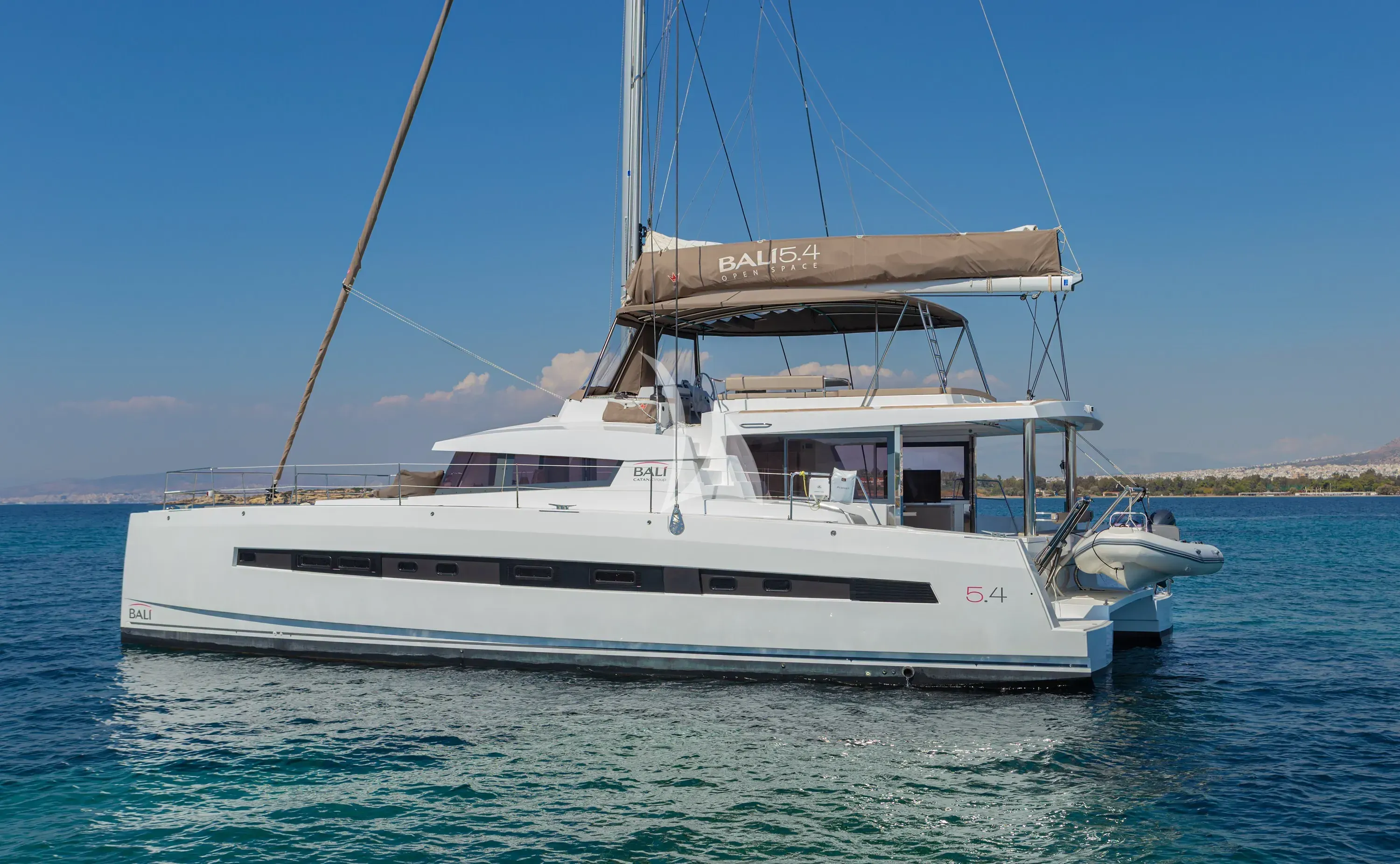 LICENSE TO CHILL yacht photo