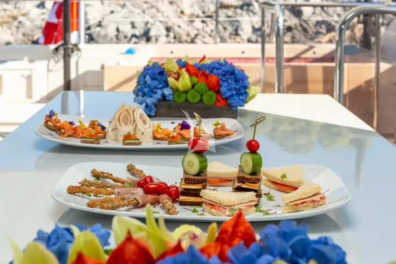 SEA WOLF - lifestyle 7