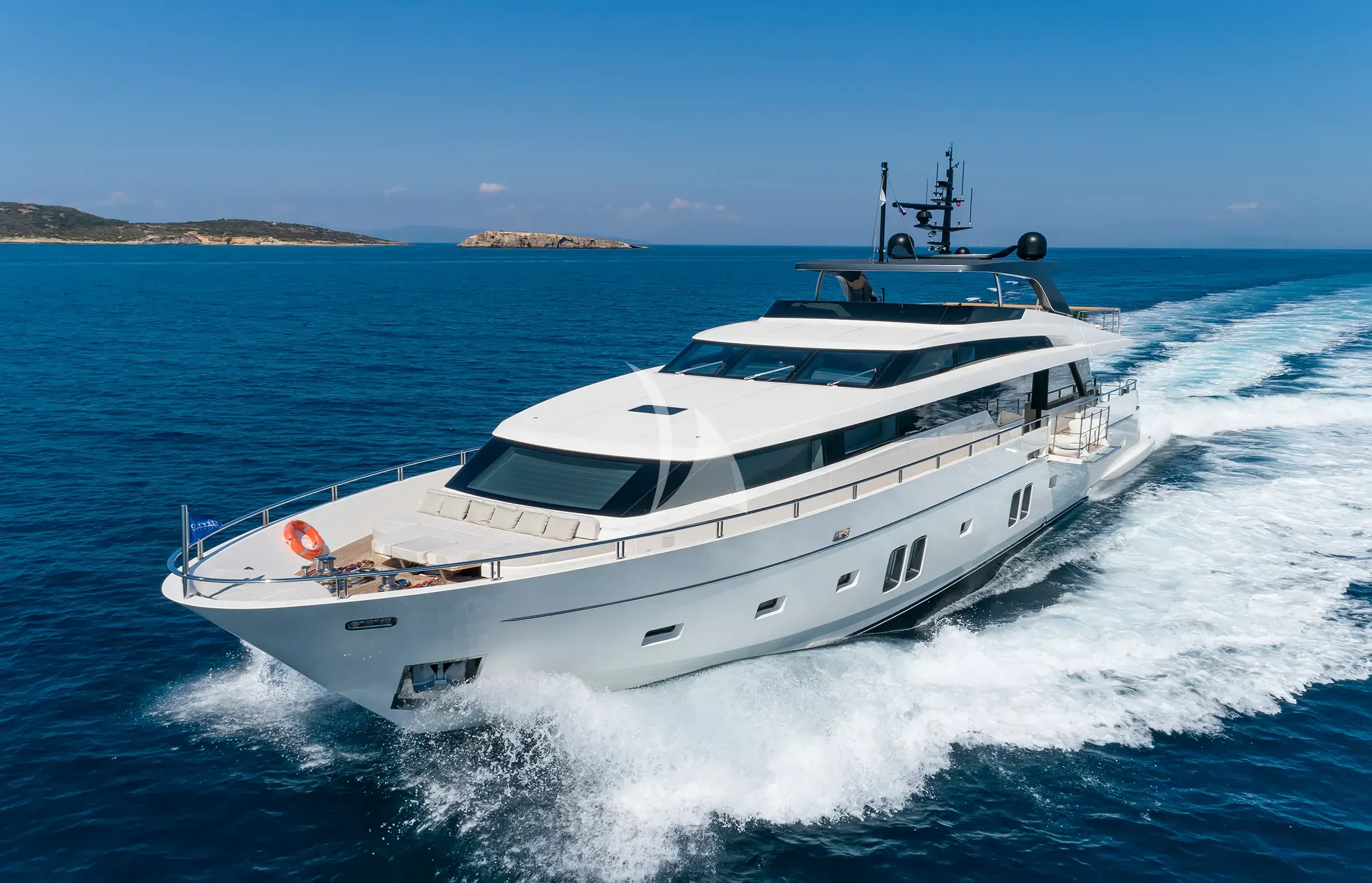 Dinaia luxury yacht