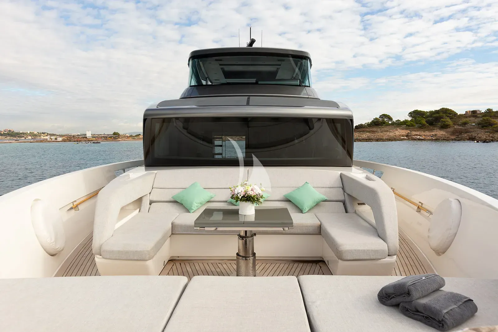 CLOUD IX yacht photo