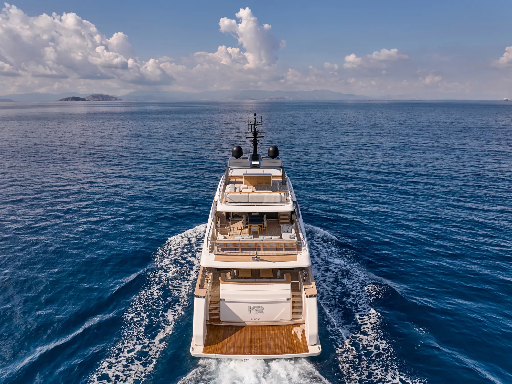 K2 yacht photo