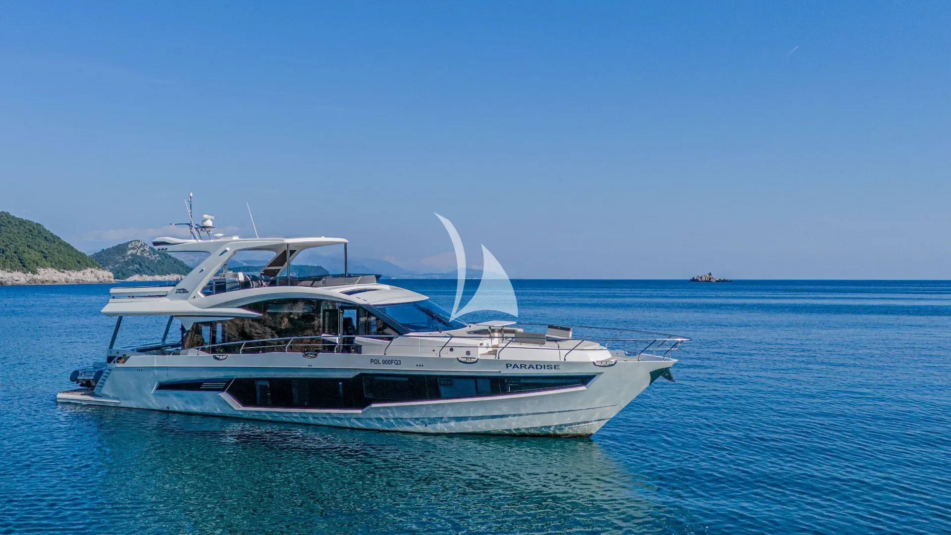 PARADISE yacht photo