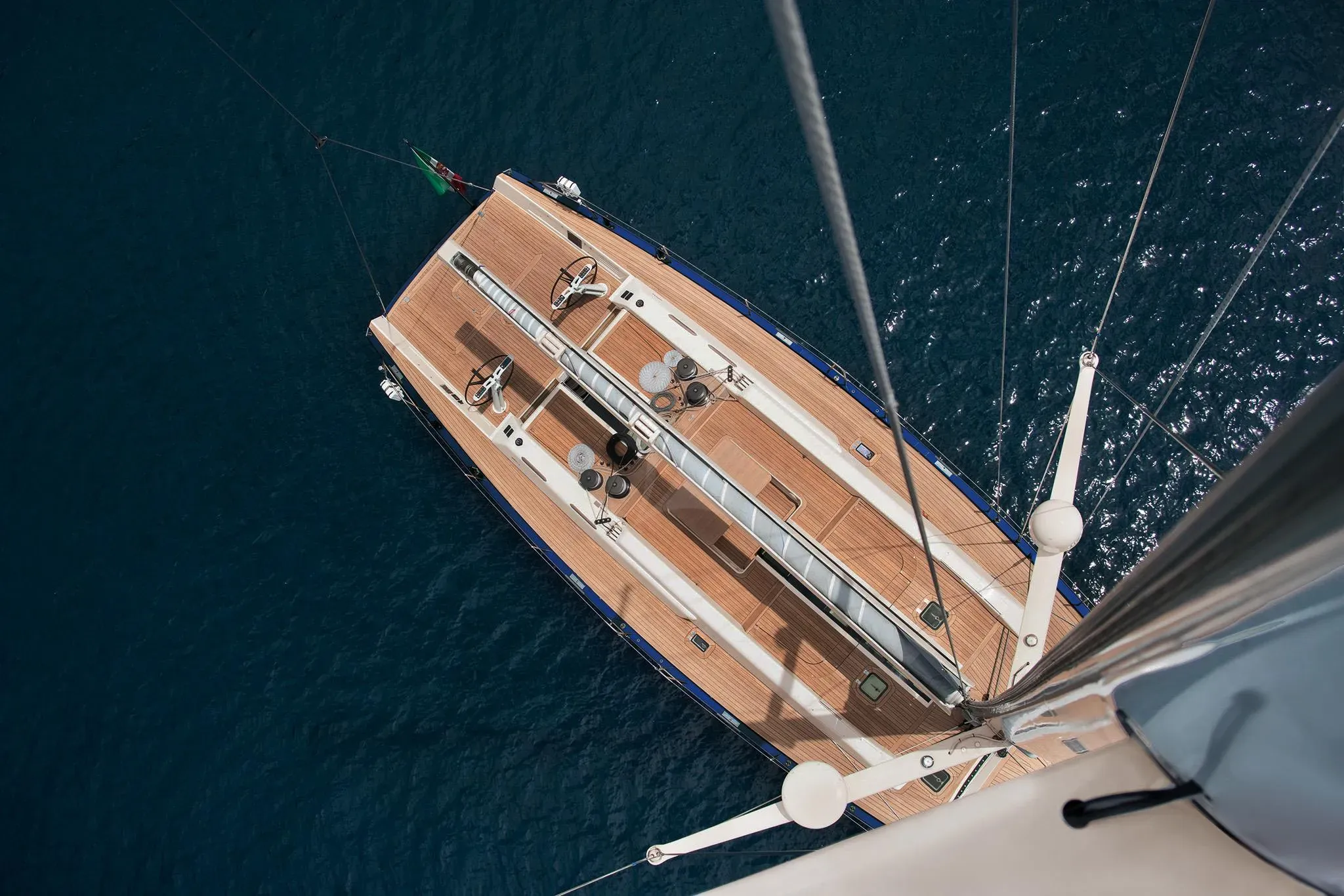 SUD yacht photo