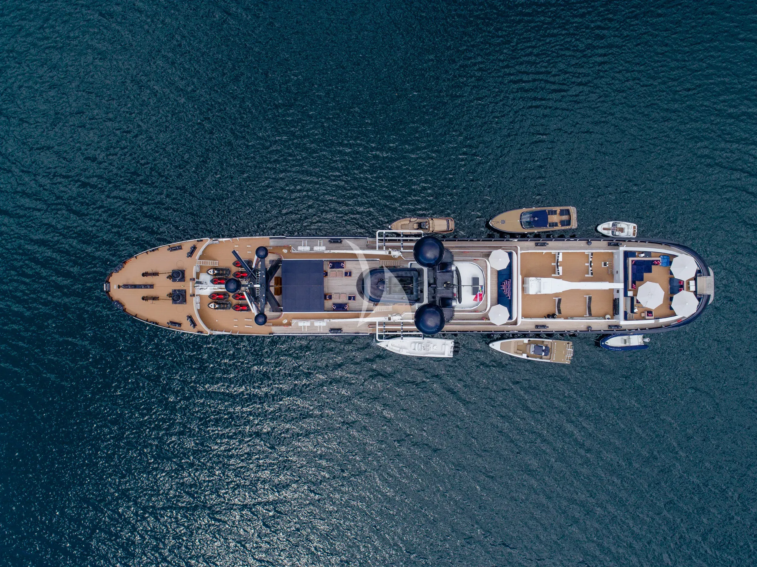 ARCTIC yacht photo