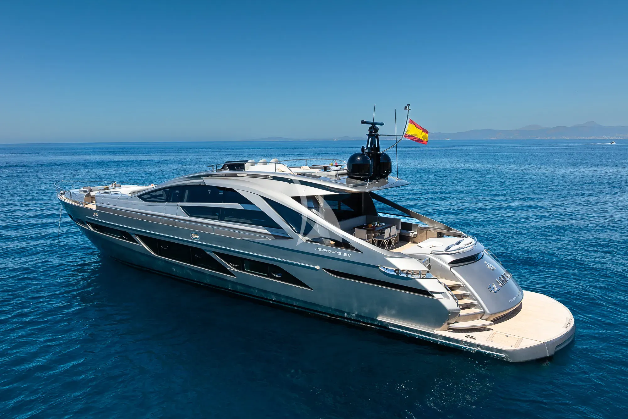 EL MACANN luxury yacht