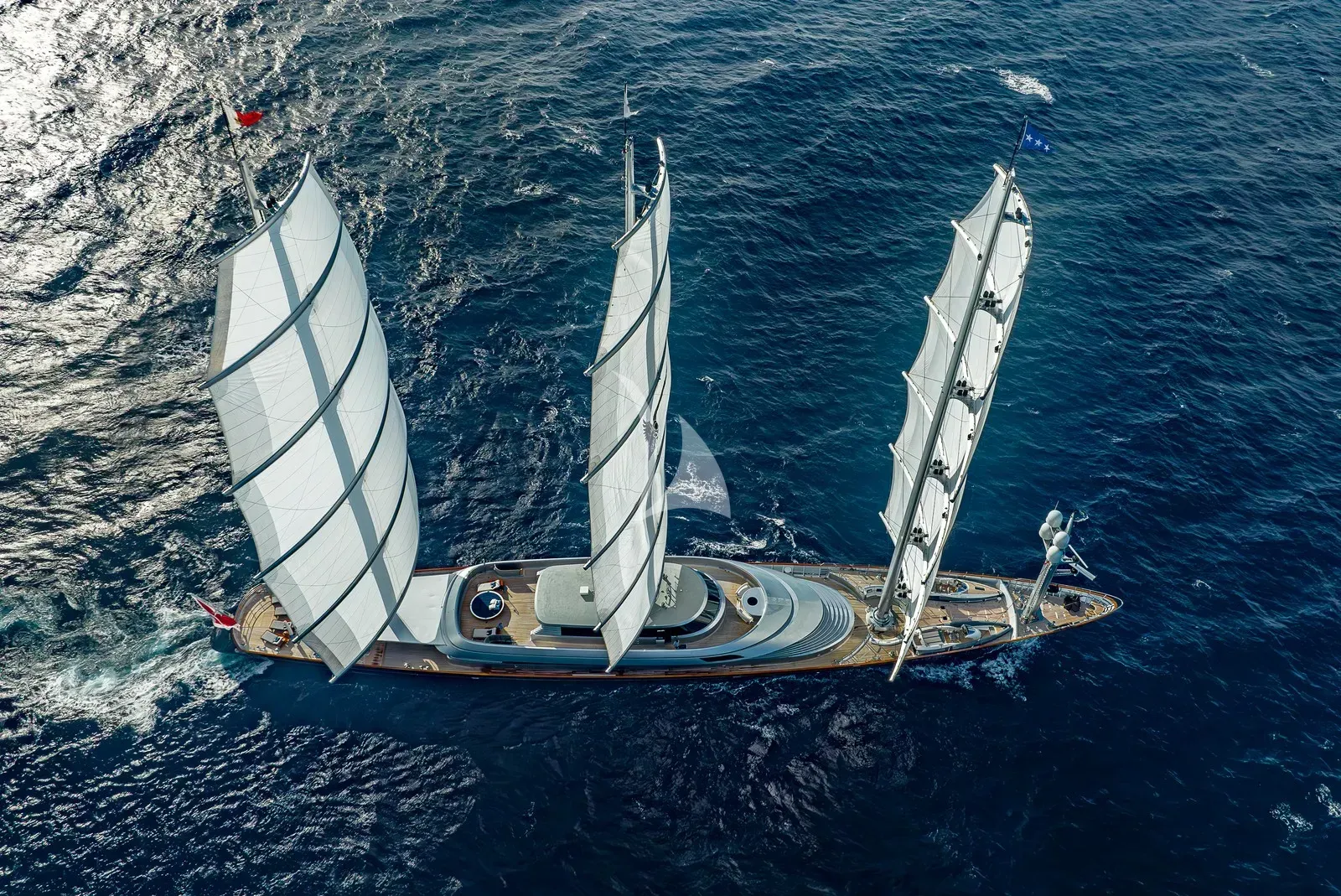 MALTESE FALCON - exterior 3