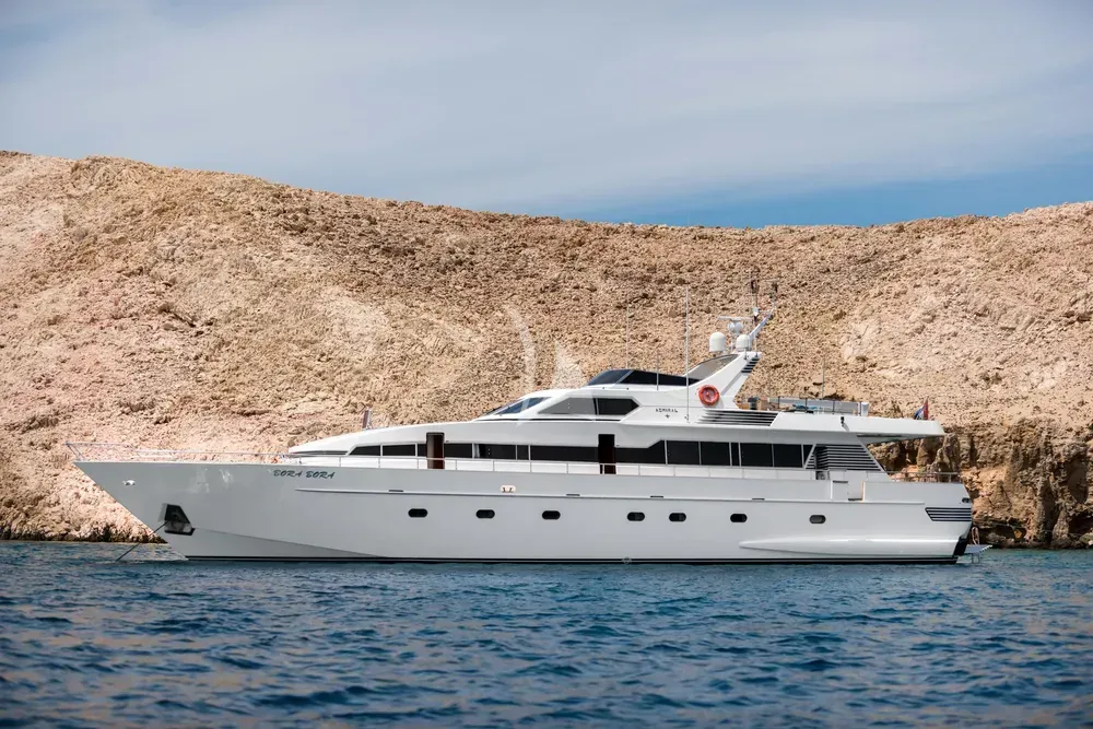 Bora Bora luxury yacht