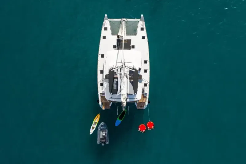 NOMAD yacht photo