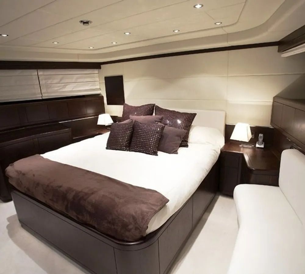 L'Esperance yacht deck