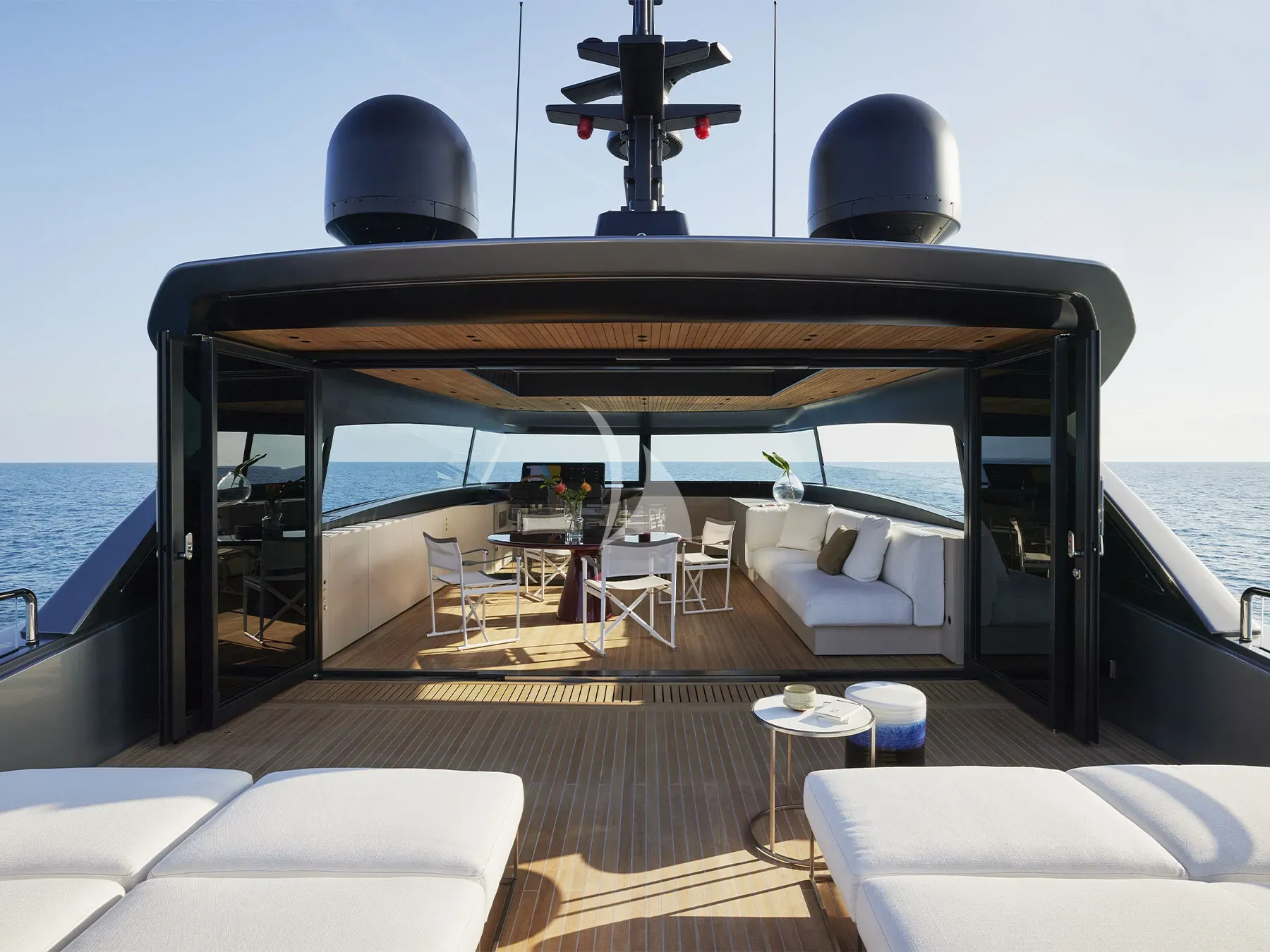 OBSIDIAN yacht photo