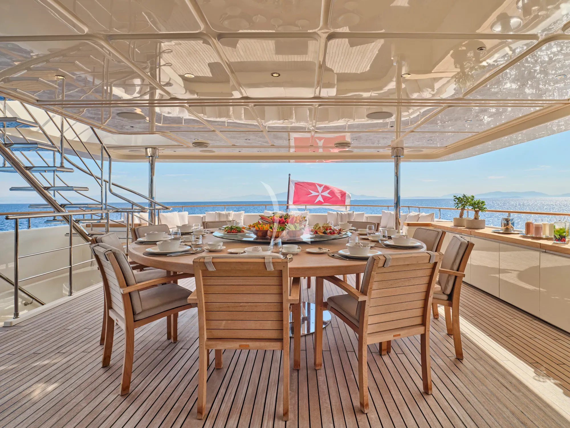 PALATIAL yacht photo