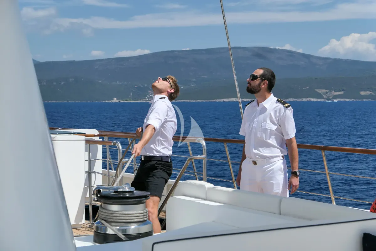 LE PONANT yacht photo