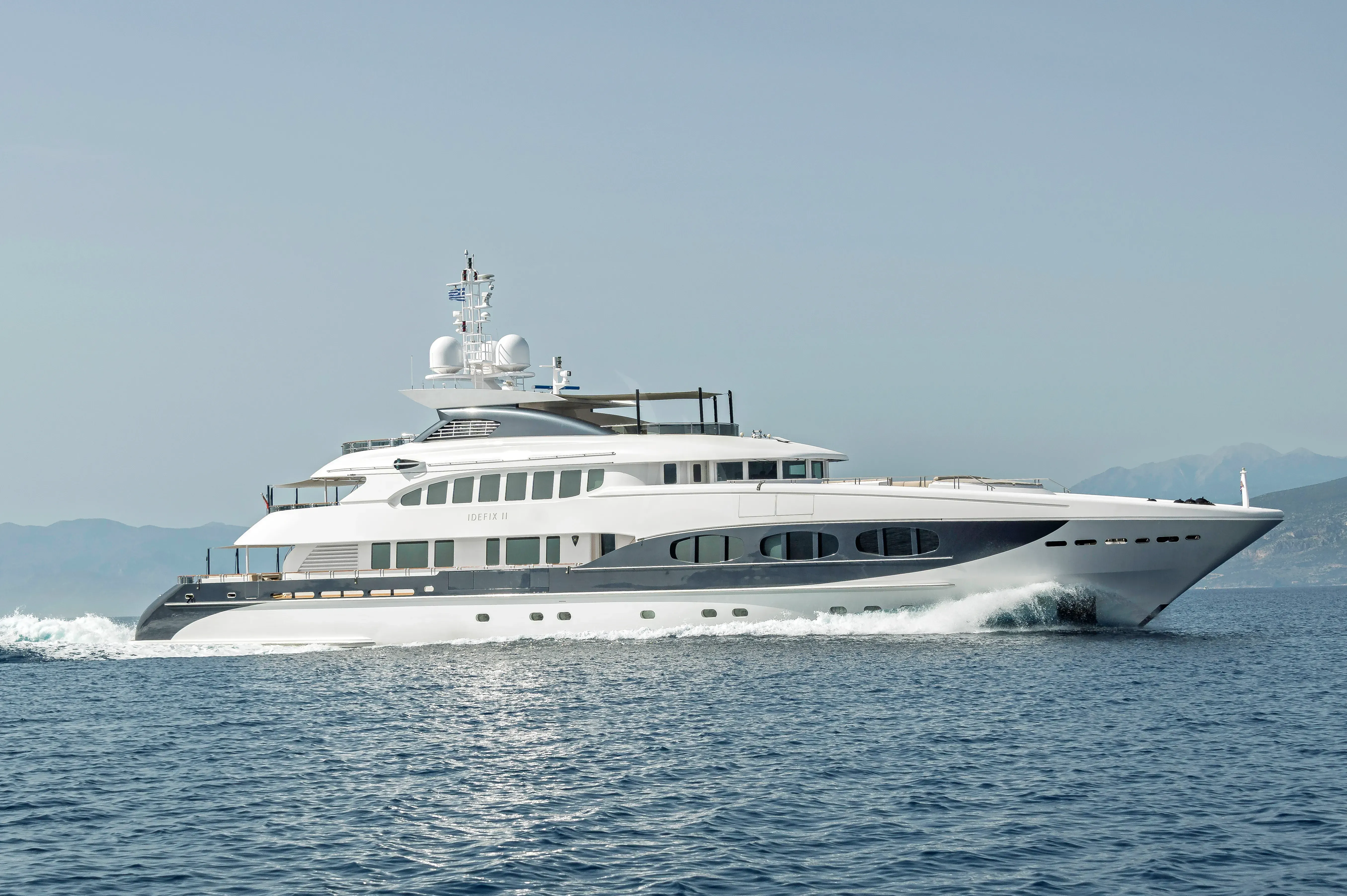 IDEFIX II yacht photo