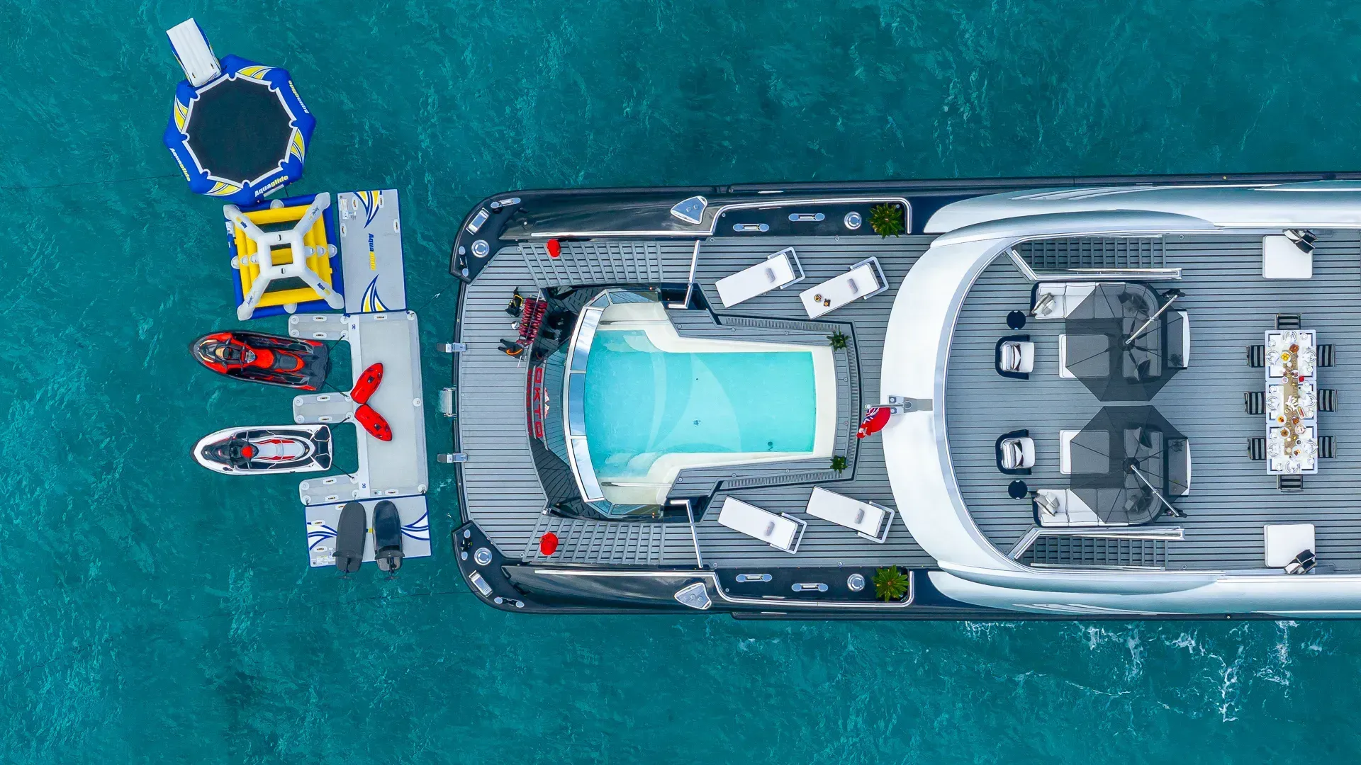 OKTO yacht photo