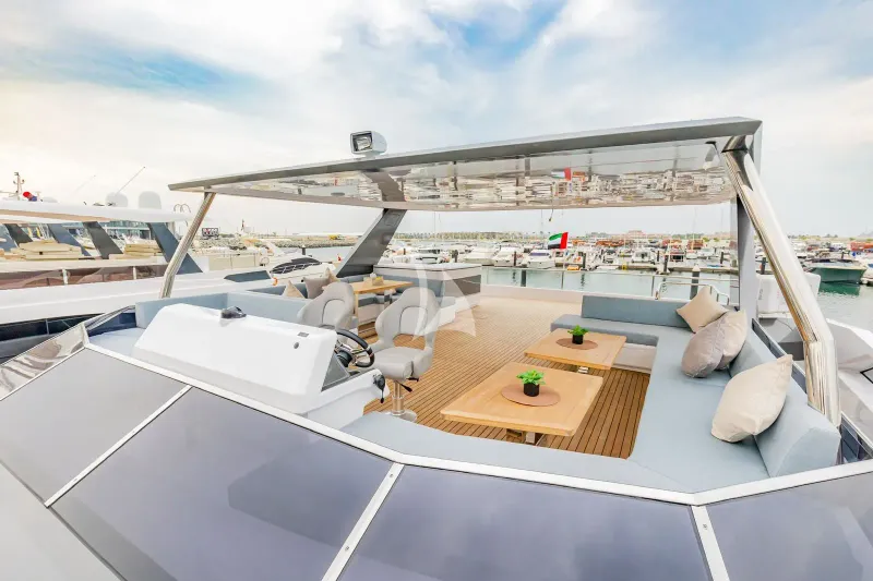 Infinity yacht photo