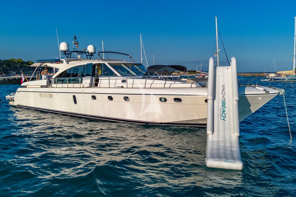 PARODIA yacht photo