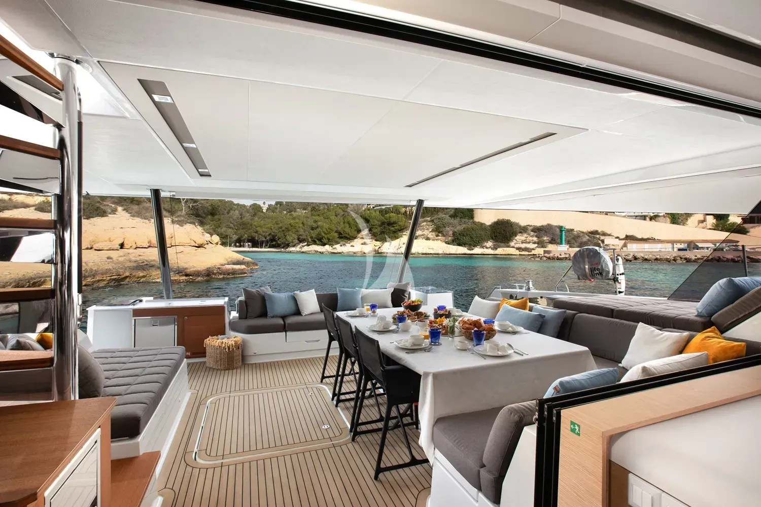 ARMEN yacht photo
