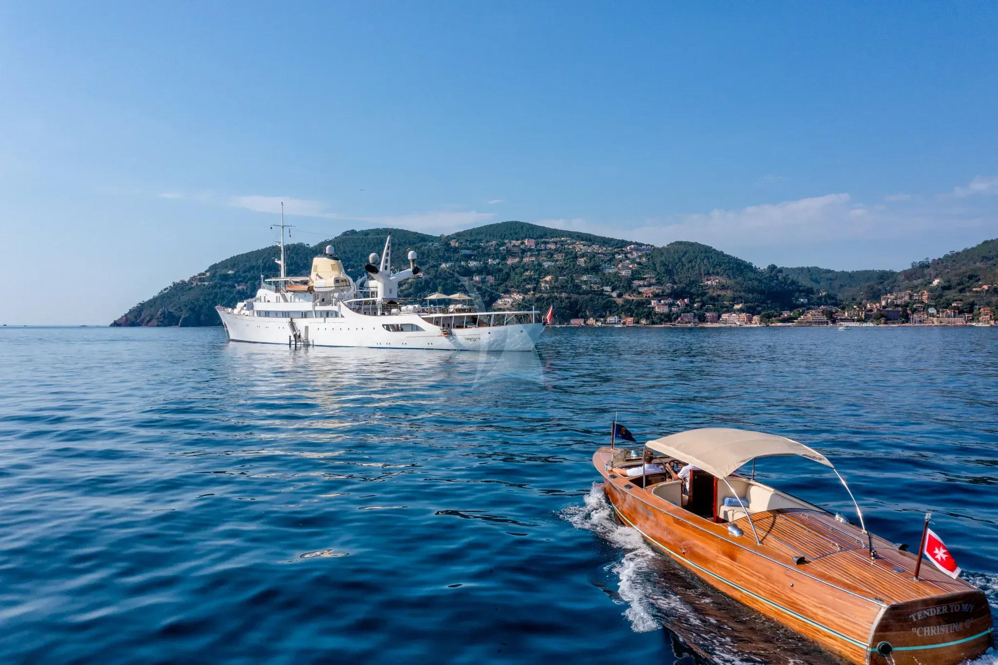 CHRISTINA O yacht photo