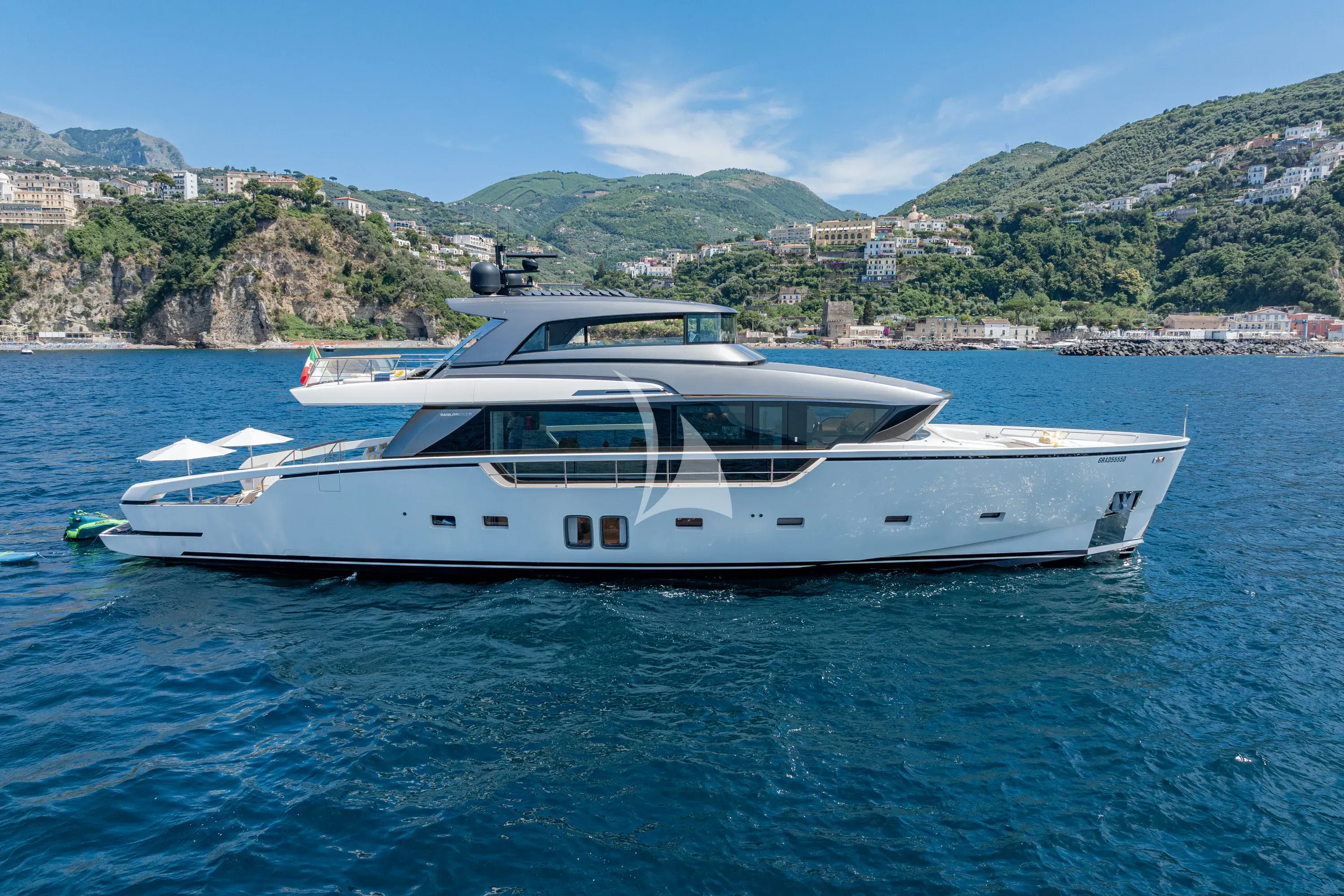 DANIDA' luxury yacht