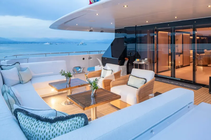 Solemates yacht photo