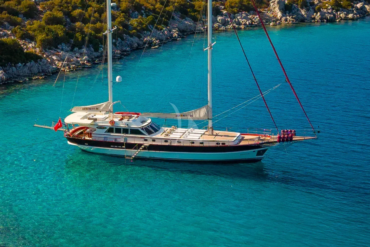 SERENITY 86 luxury yacht