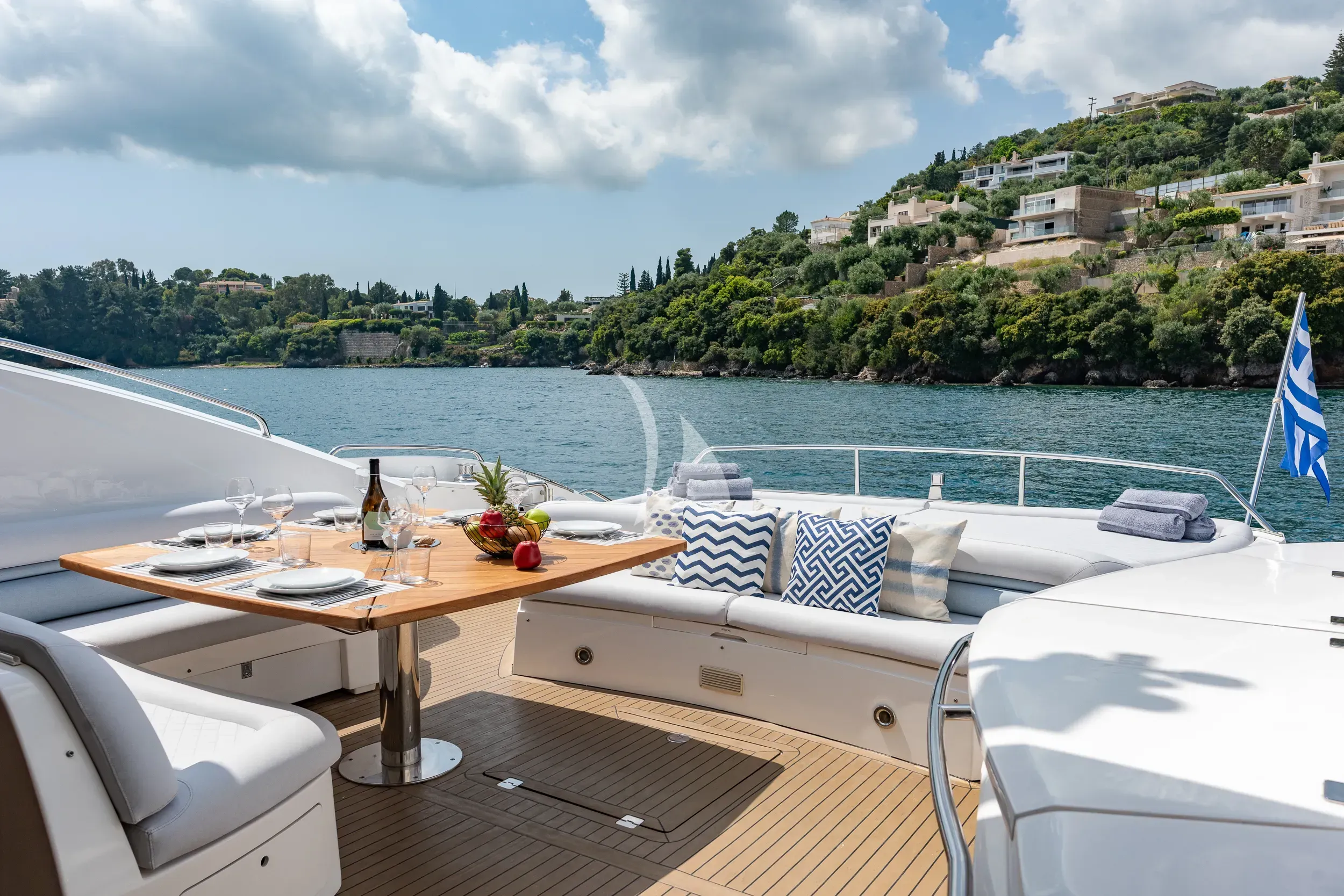 PHOENIX yacht photo
