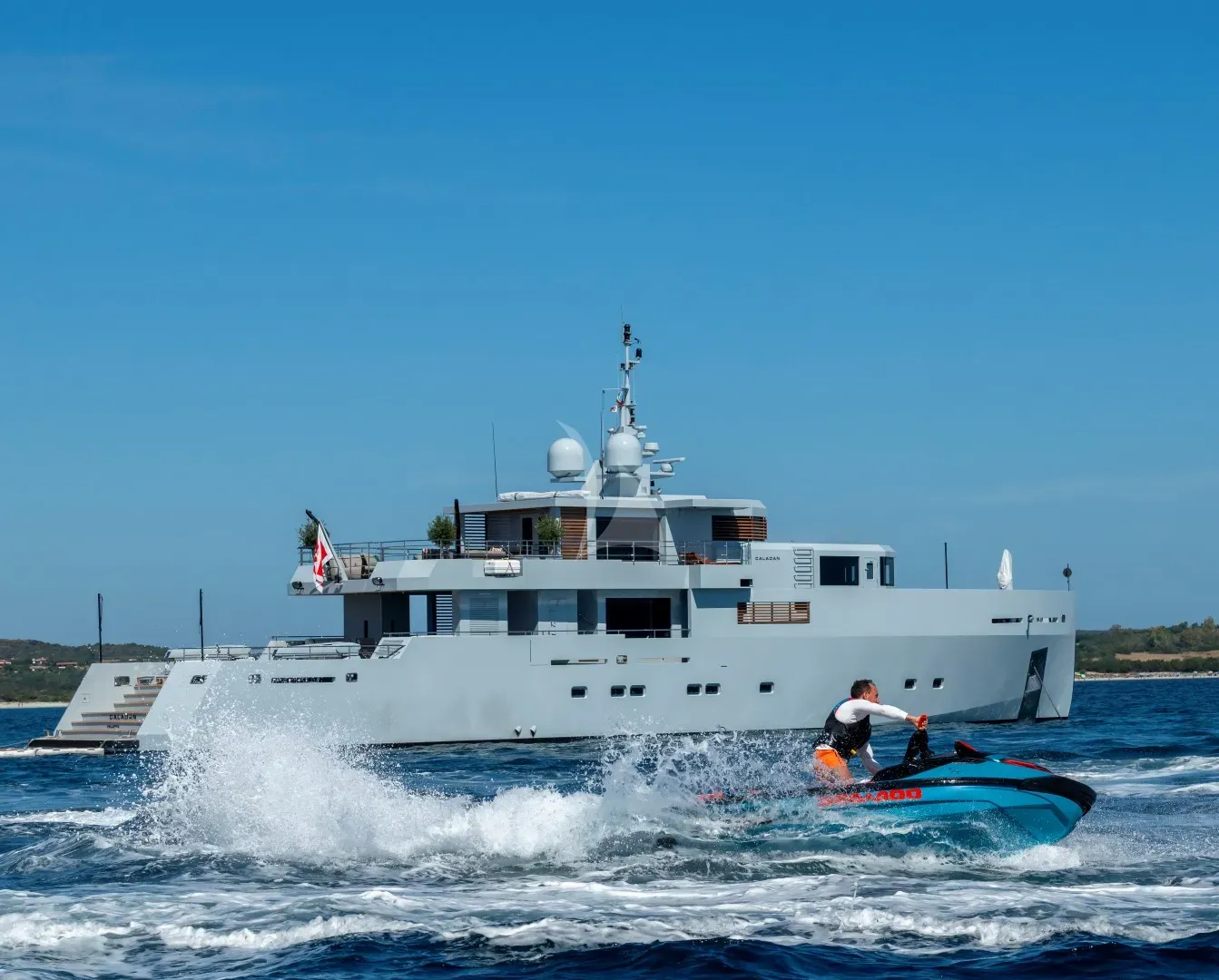 CALADAN yacht photo