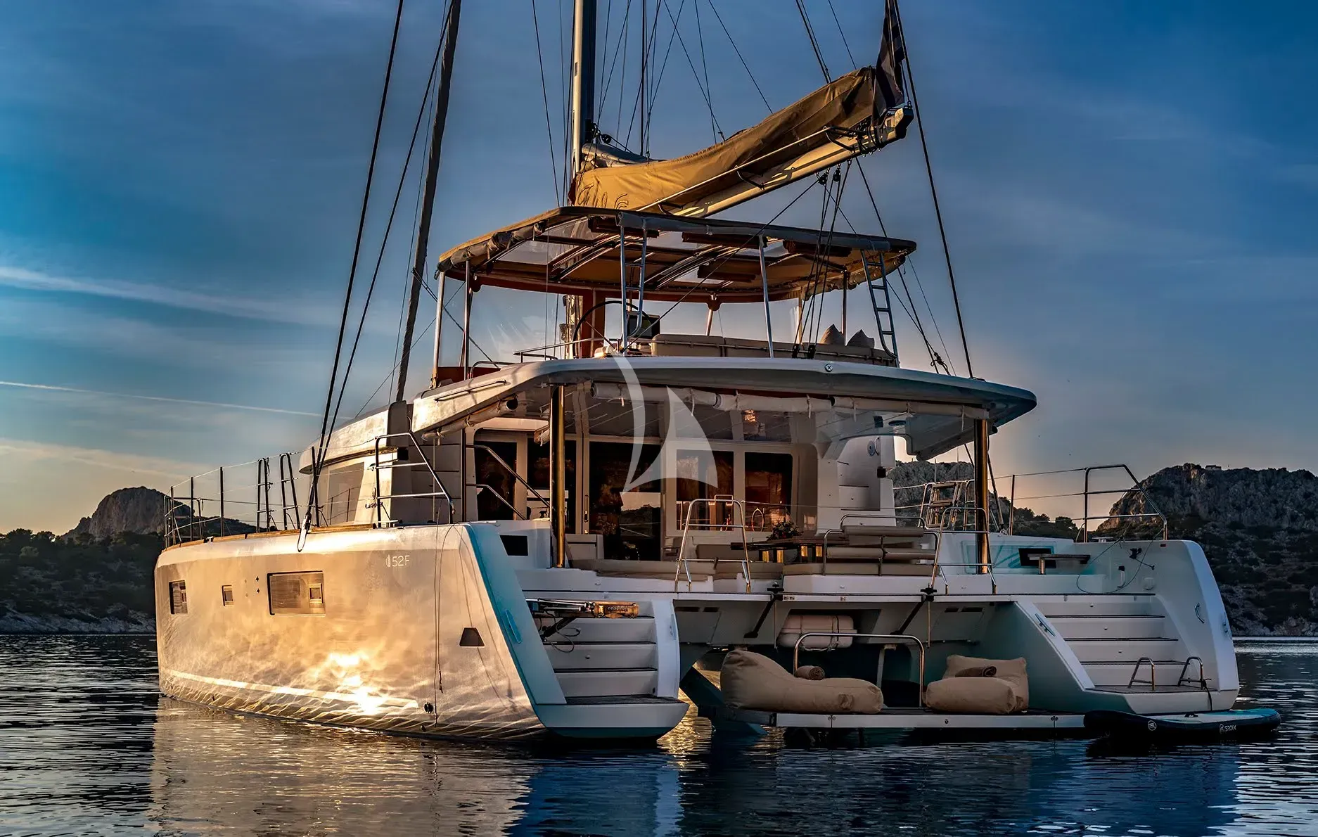 FLO luxury yacht