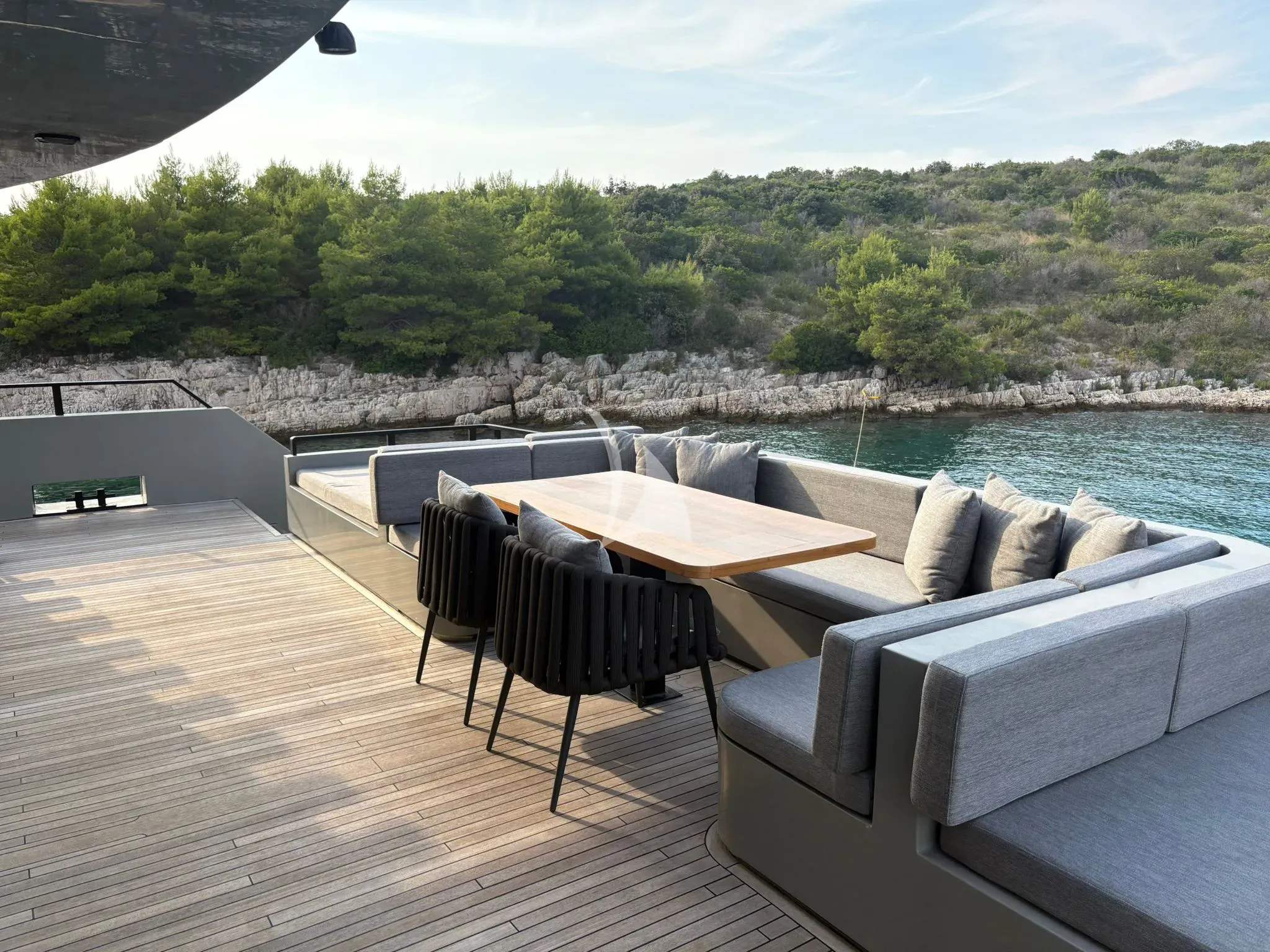 Funky Choice yacht photo