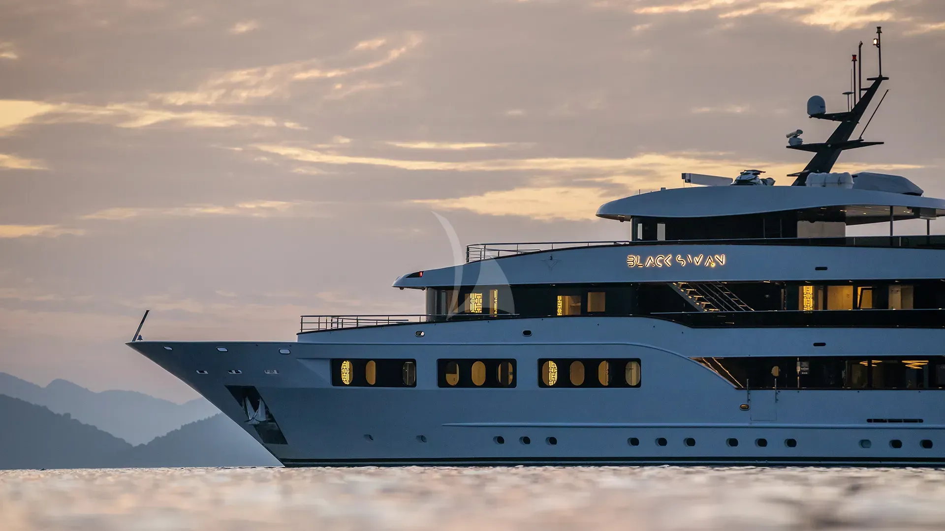 BLACK SWAN yacht photo