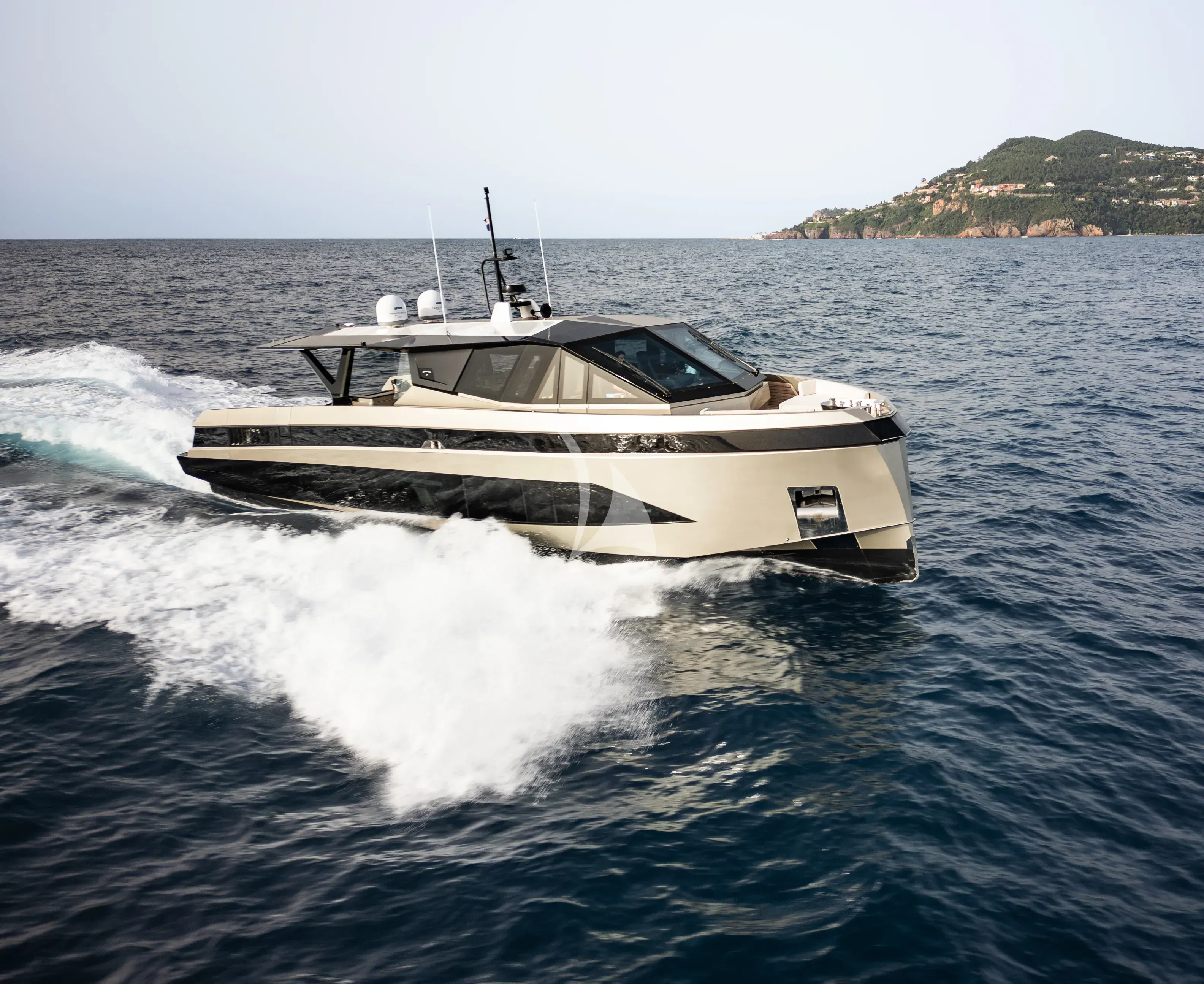 Moonraker 3 yacht photo