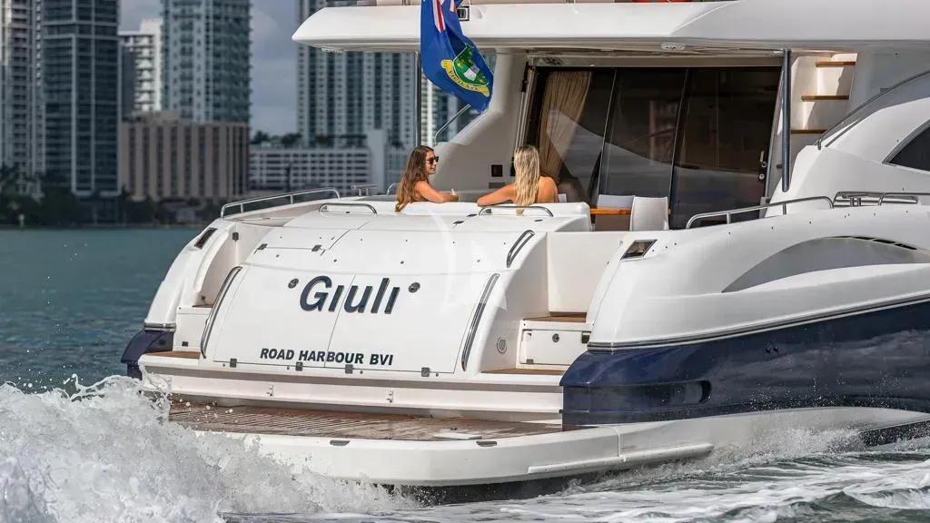 Giuli yacht photo