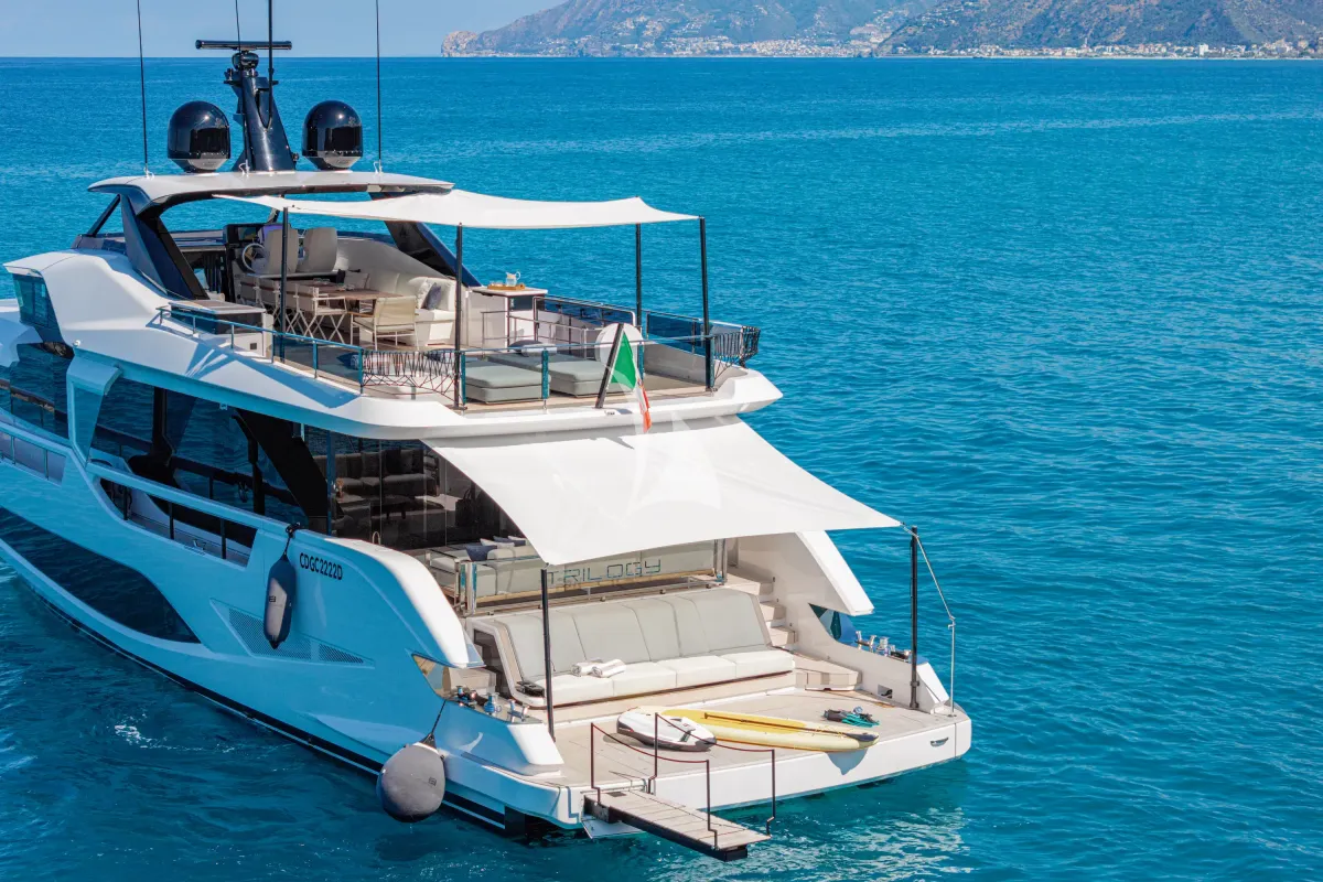 TRILOGY yacht photo