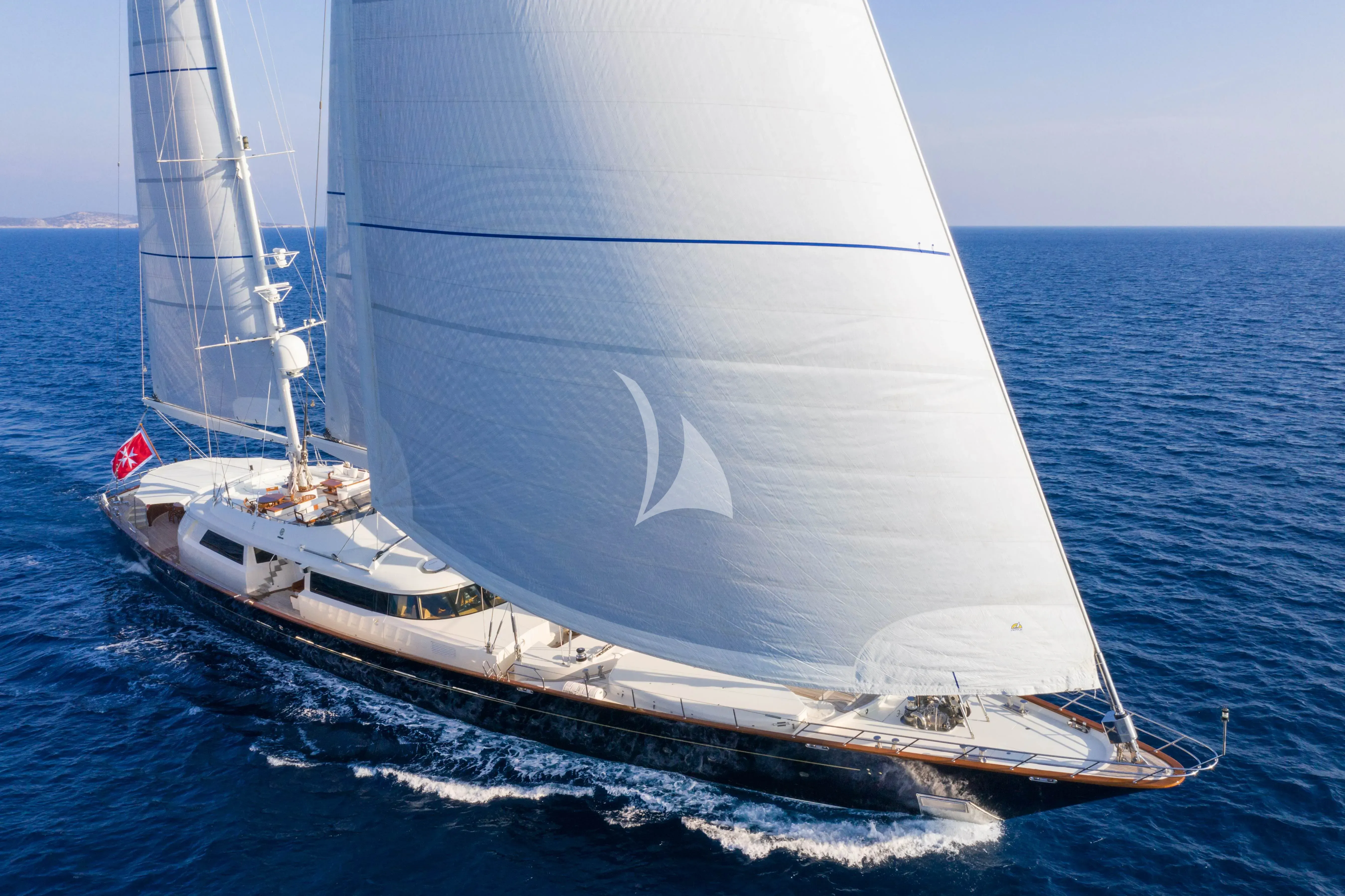 XASTERIA yacht photo