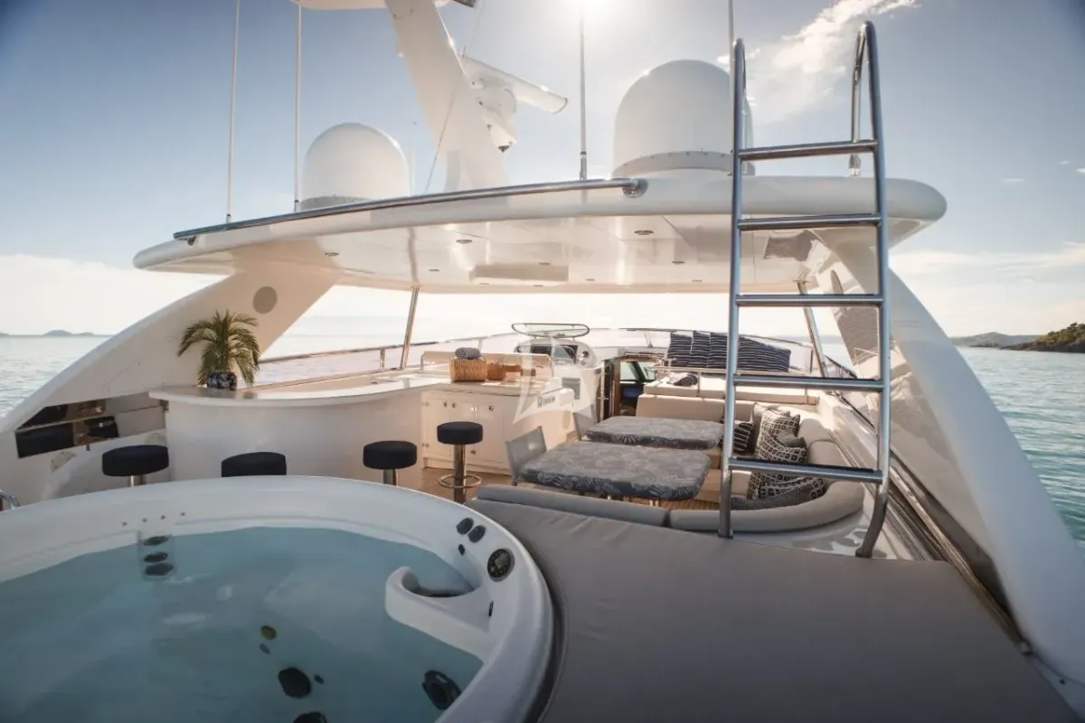 ENCORE yacht photo