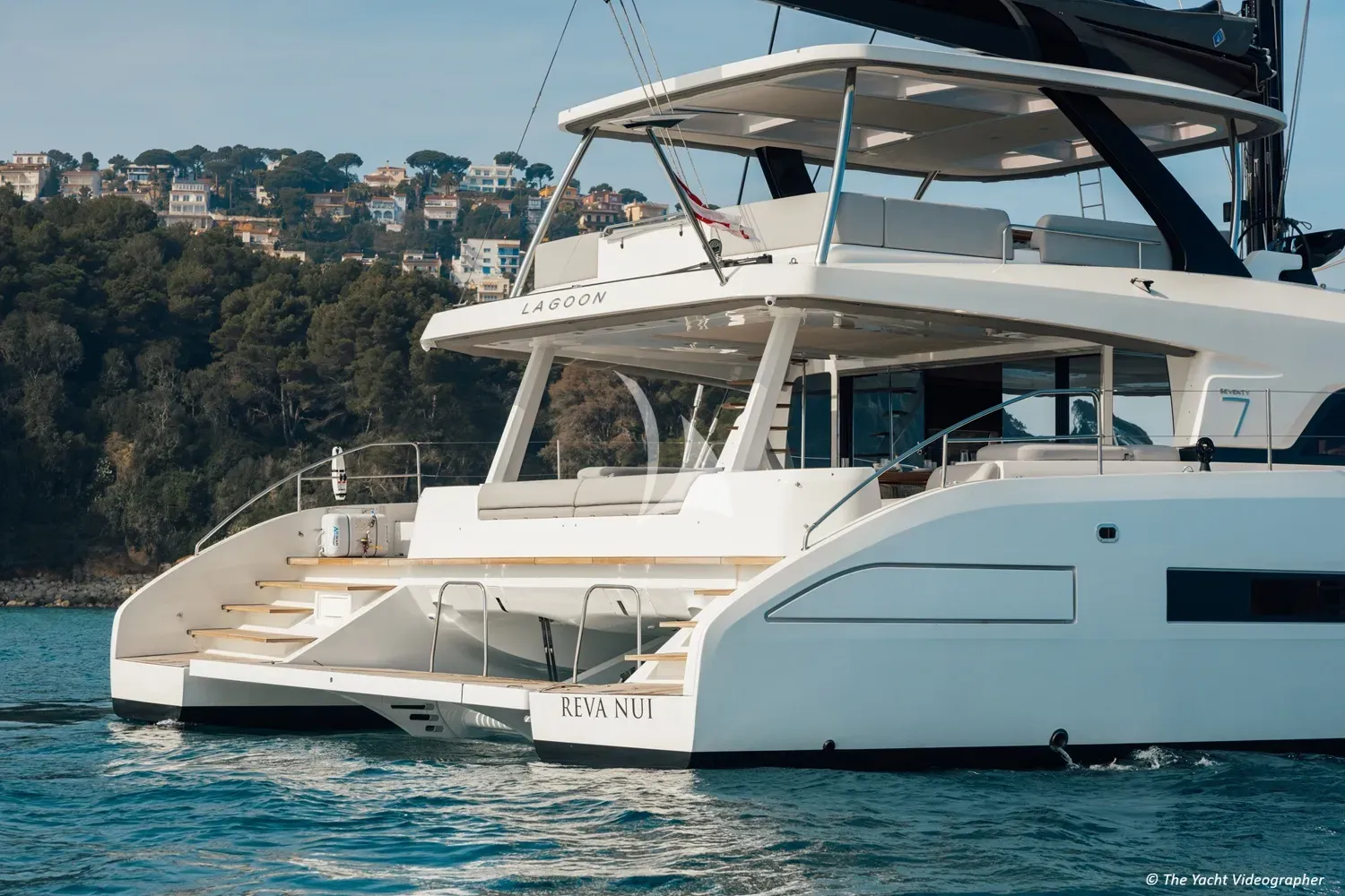 REVA NUI yacht photo