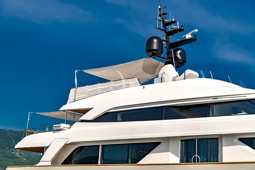 ANYTHING GOES V yacht photo
