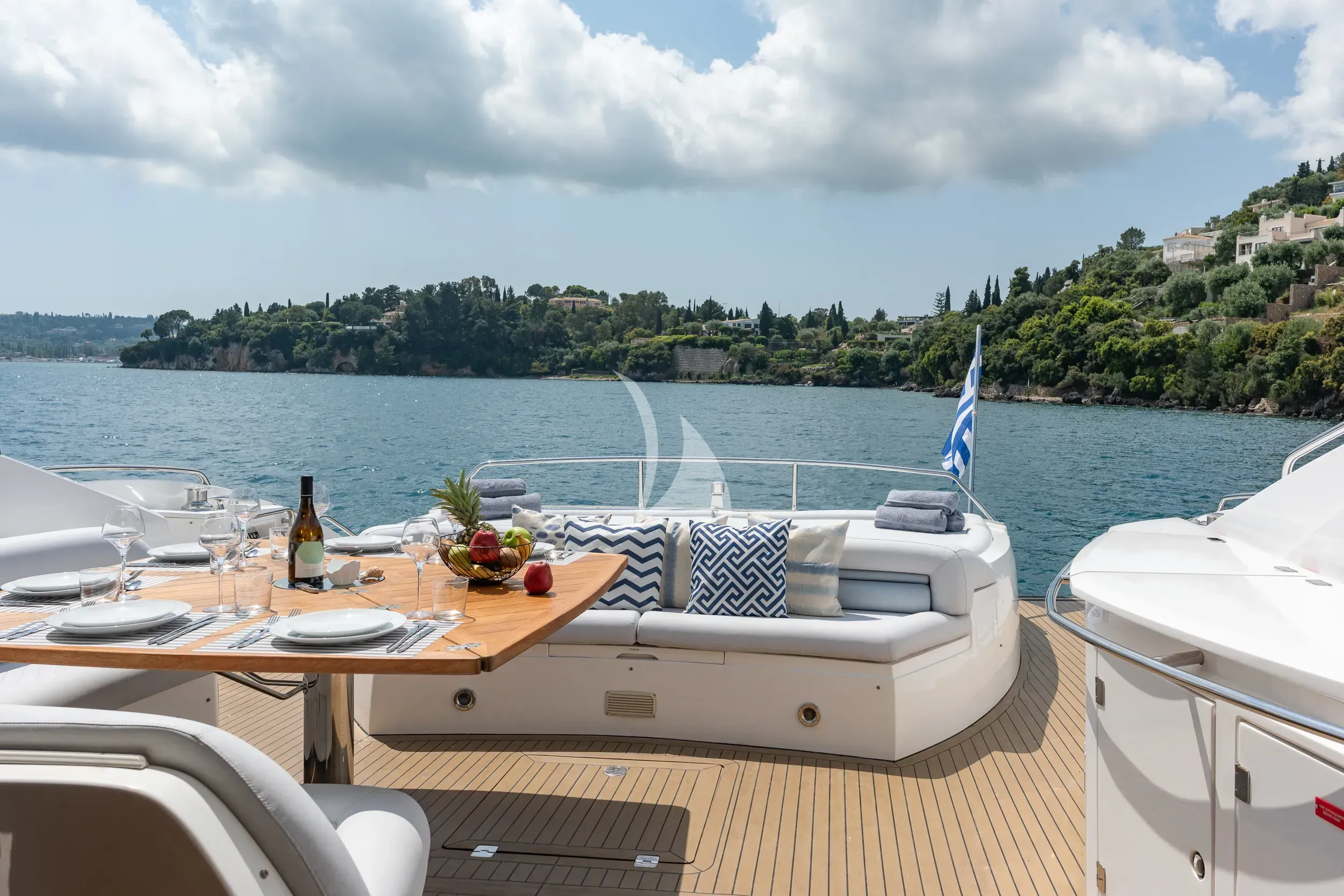 PHOENIX yacht photo