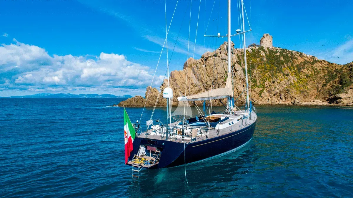 Class IV luxury yacht
