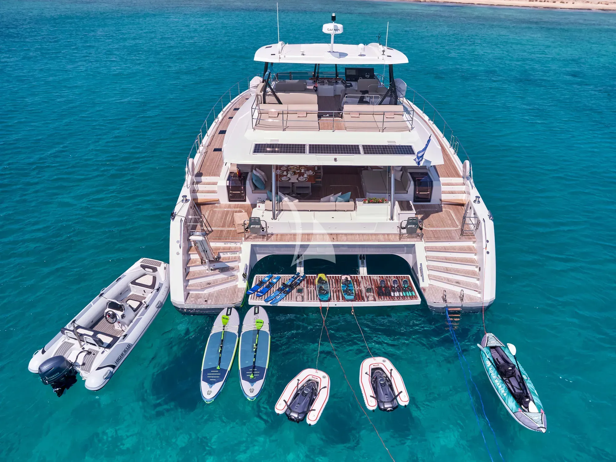 Elly yacht photo
